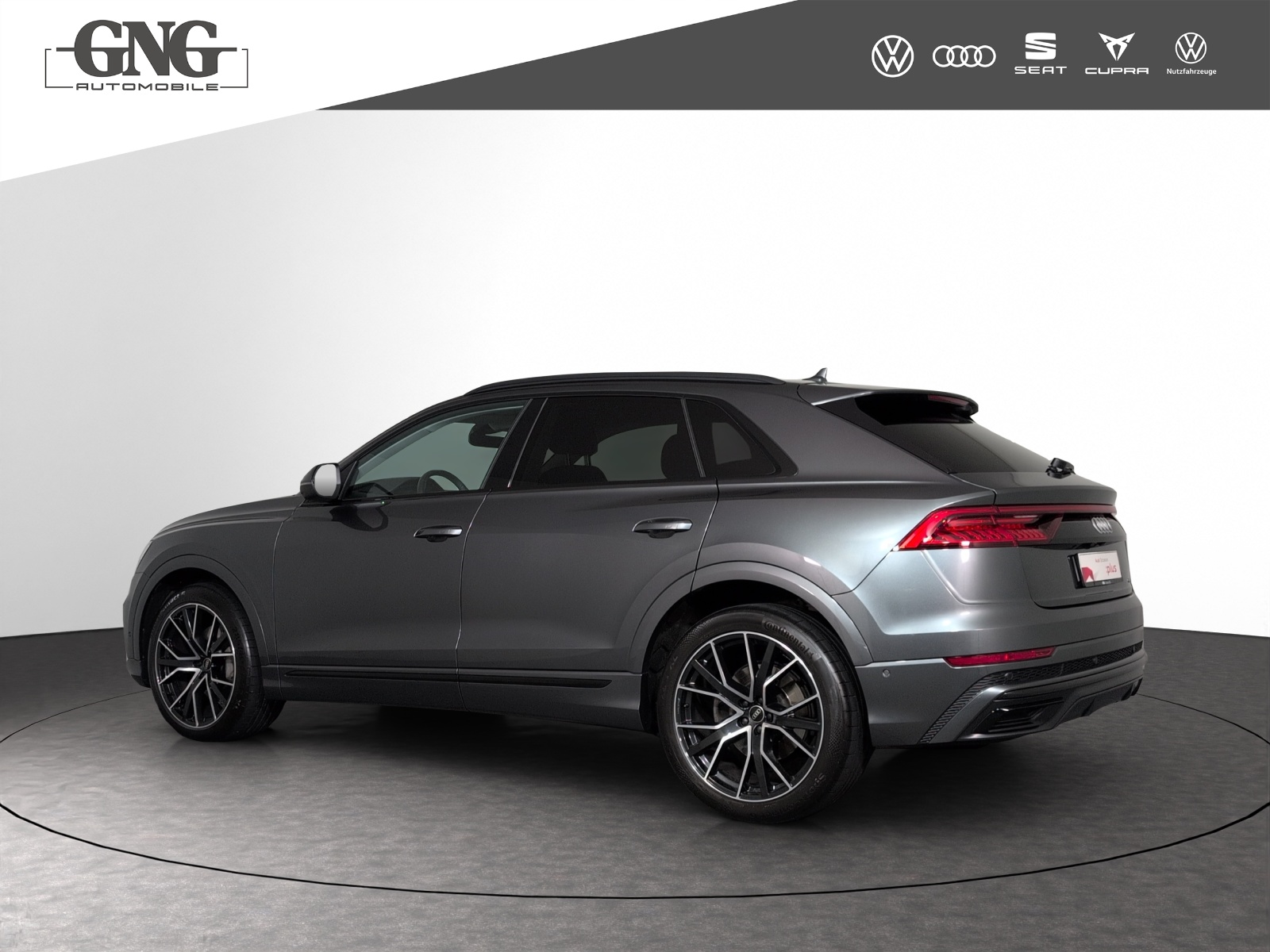AUDI Q8 55 TFSI quattro tiptronic-showroom-element-1