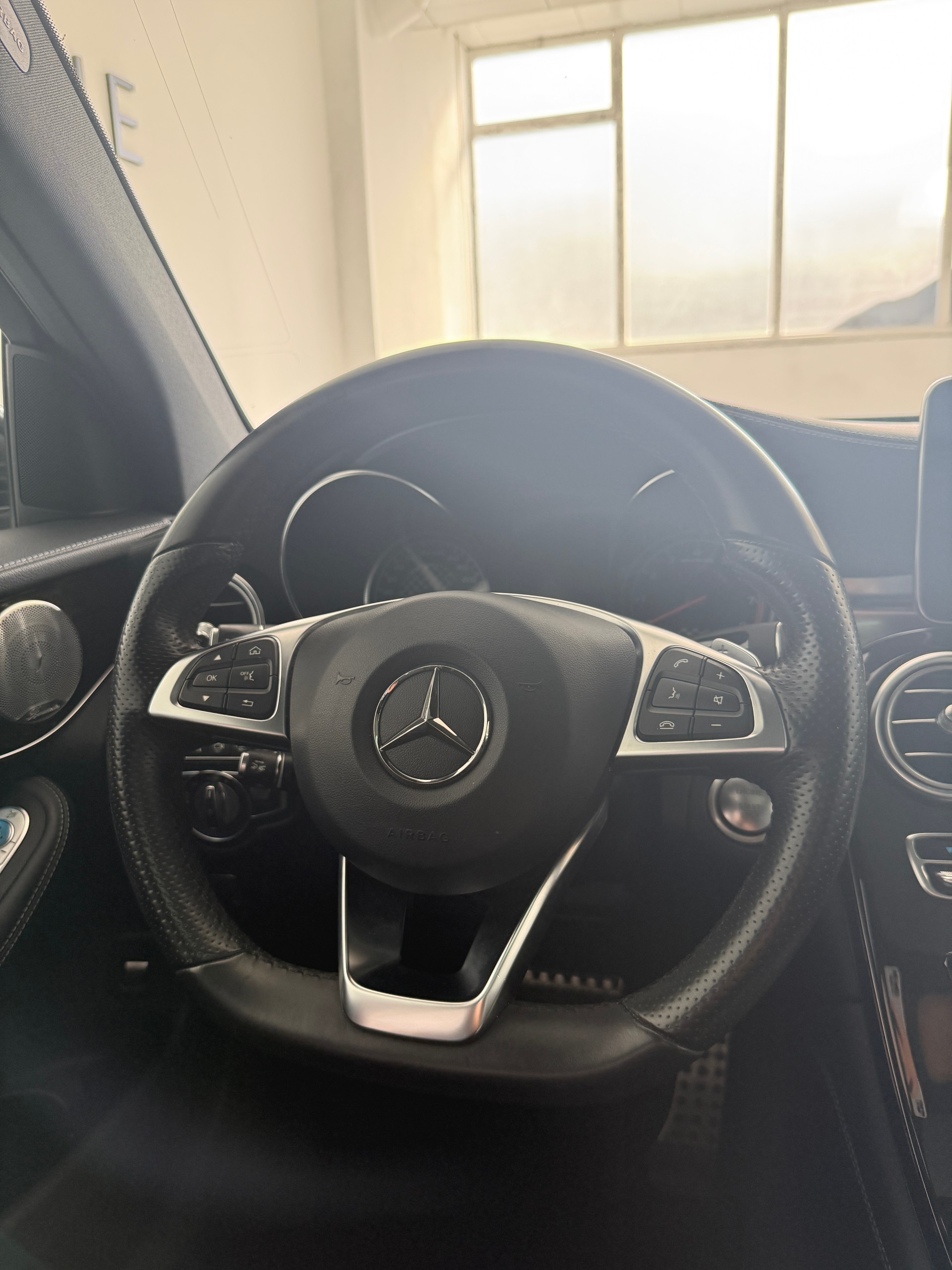 MERCEDES-BENZ GLC 43 AMG 4Matic 9G-Tronic-image-12