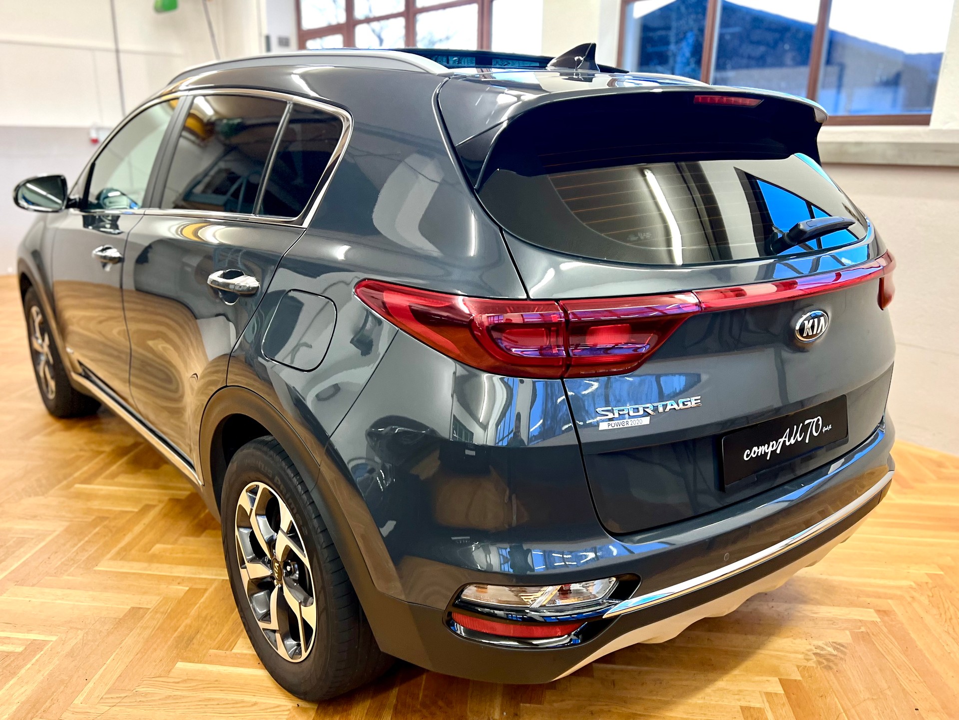 KIA Sportage 1.6CRDi Mild Hybrid Power 2020 4WD Automat-image-6