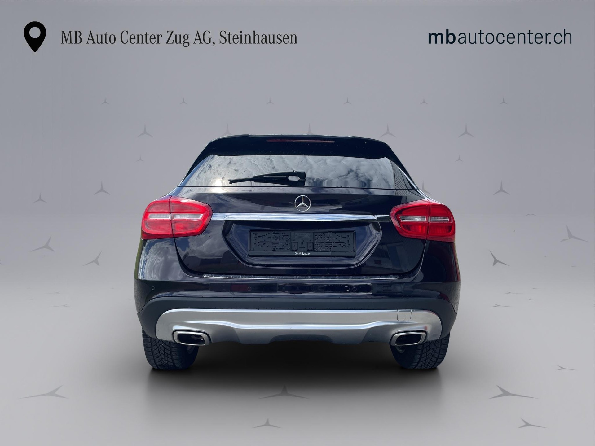 MERCEDES-BENZ GLA 200 d Urban 4M-image-4