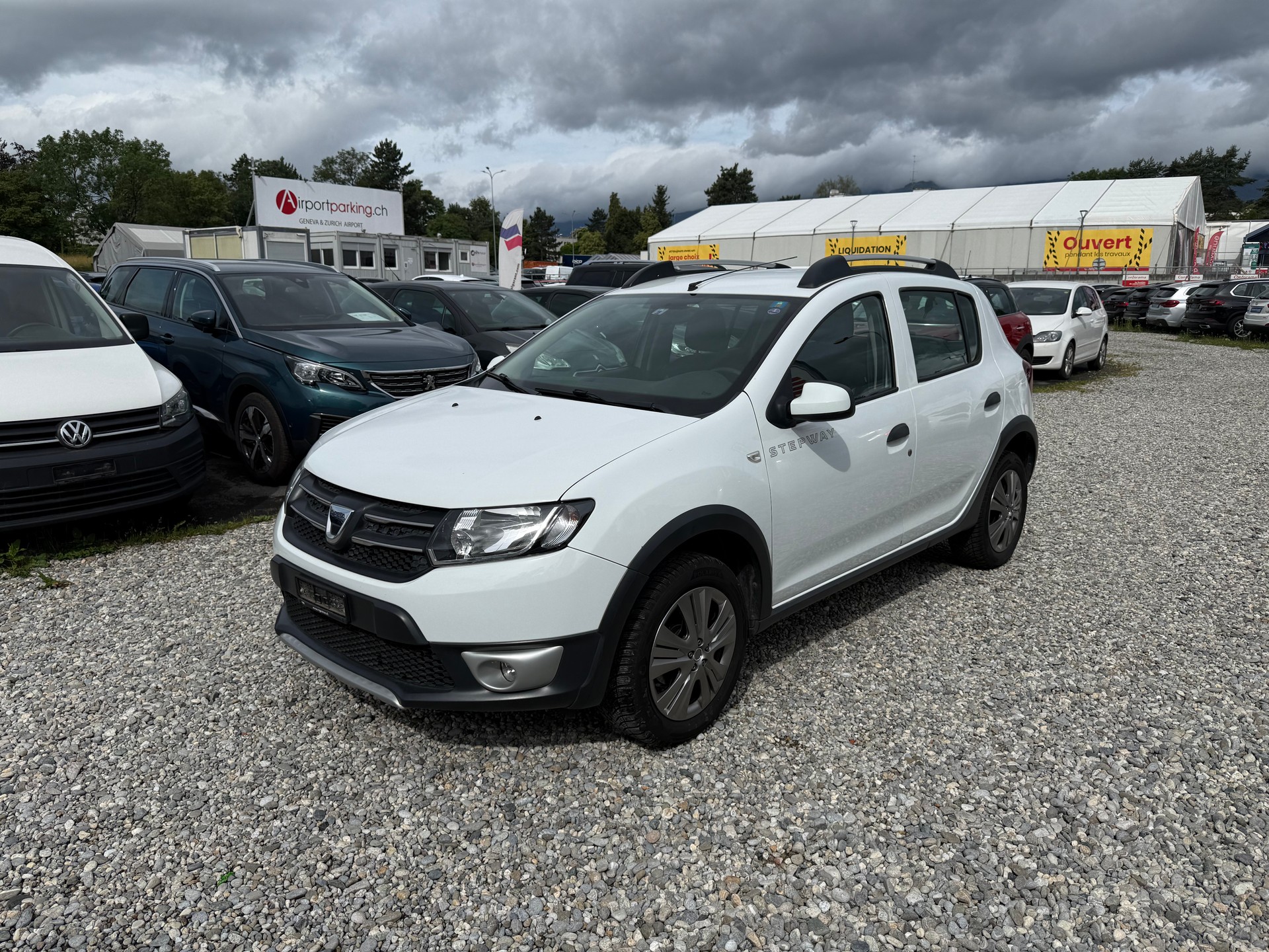 DACIA Sandero Tce 90 Stepway Lauréate-image-1