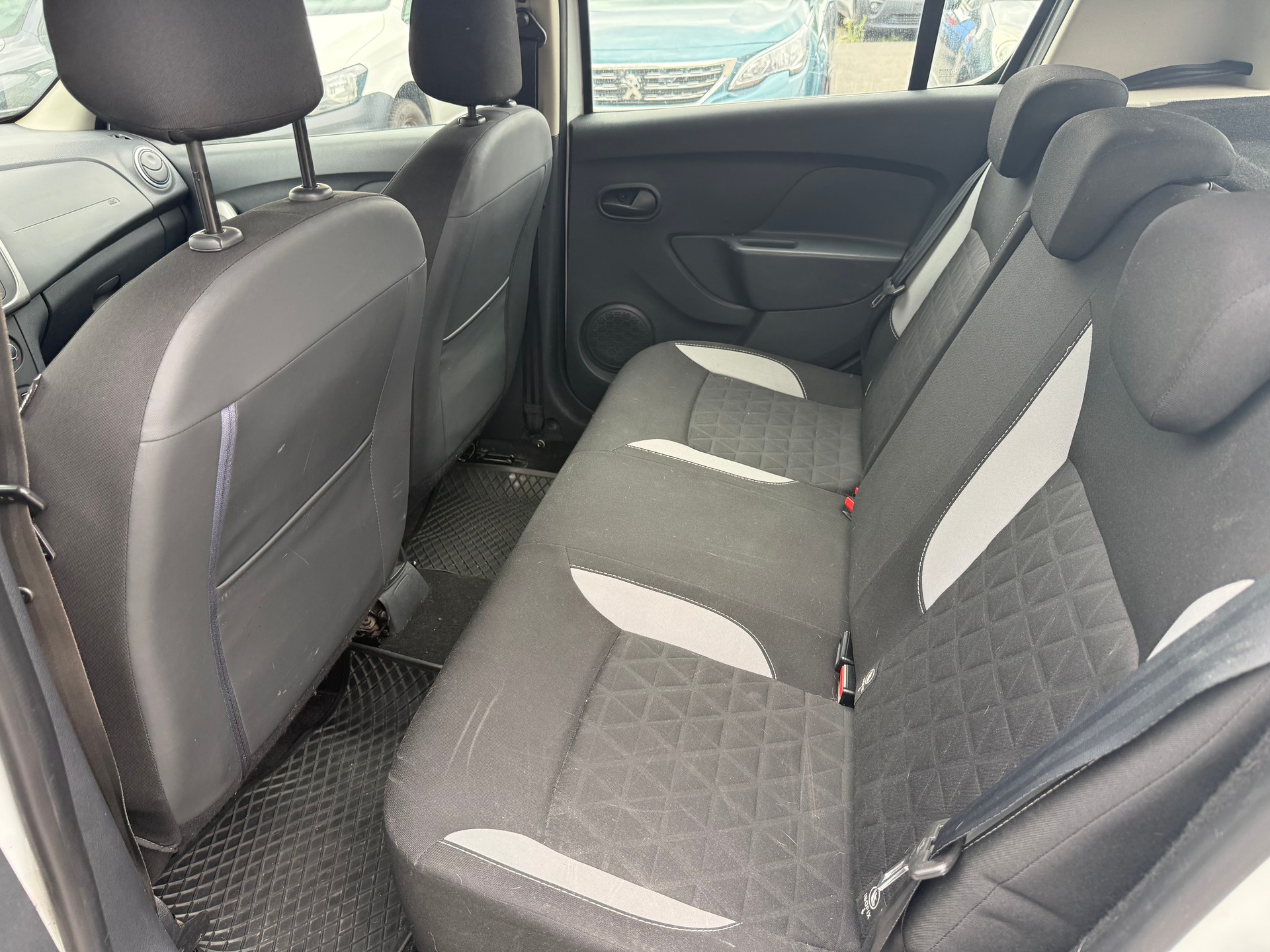 DACIA Sandero Tce 90 Stepway Lauréate-image-9
