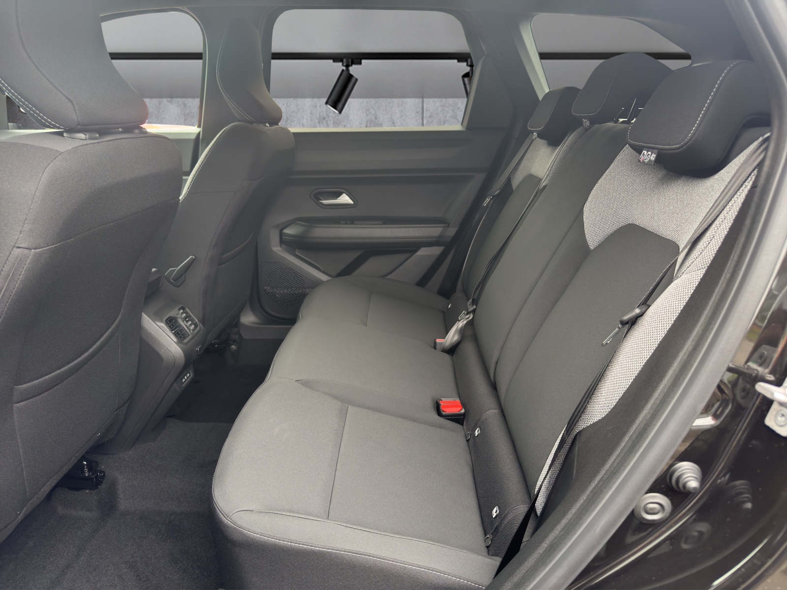 DACIA Bigster TCe 150 48V Journey 4x4-image-10