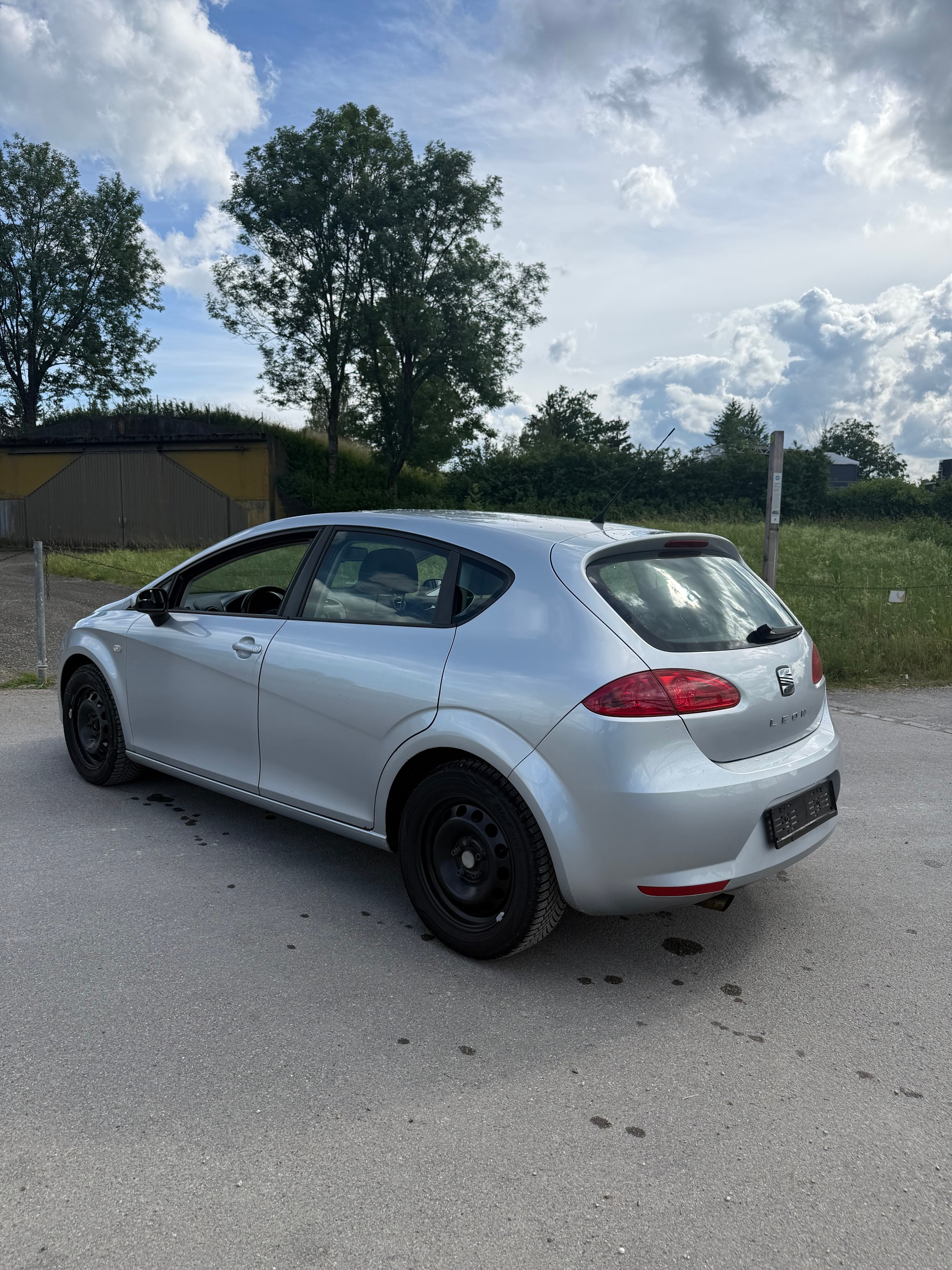 SEAT Leon 1.6 Reference-image-4