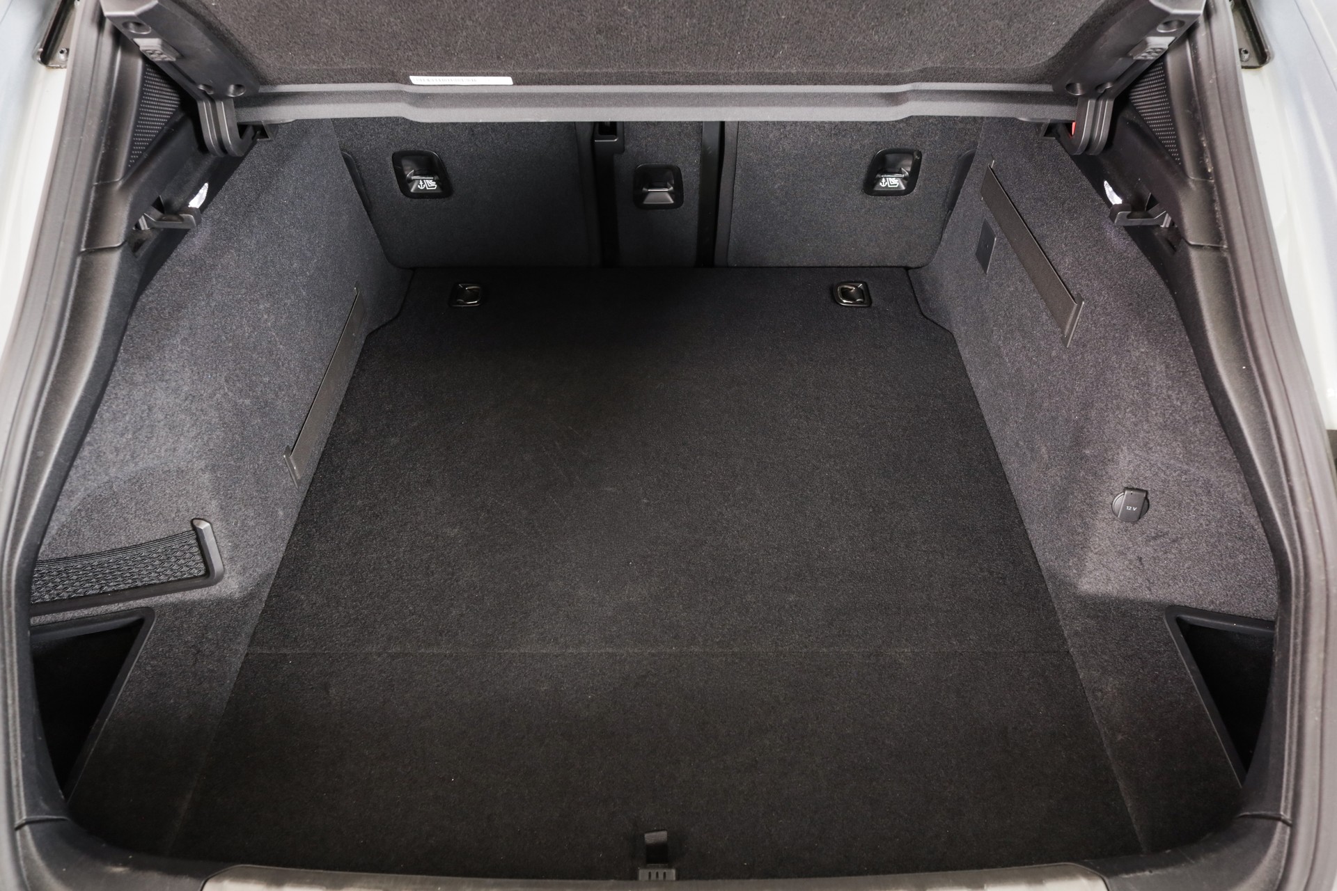 PORSCHE Taycan 4S Cross Turismo-image-26