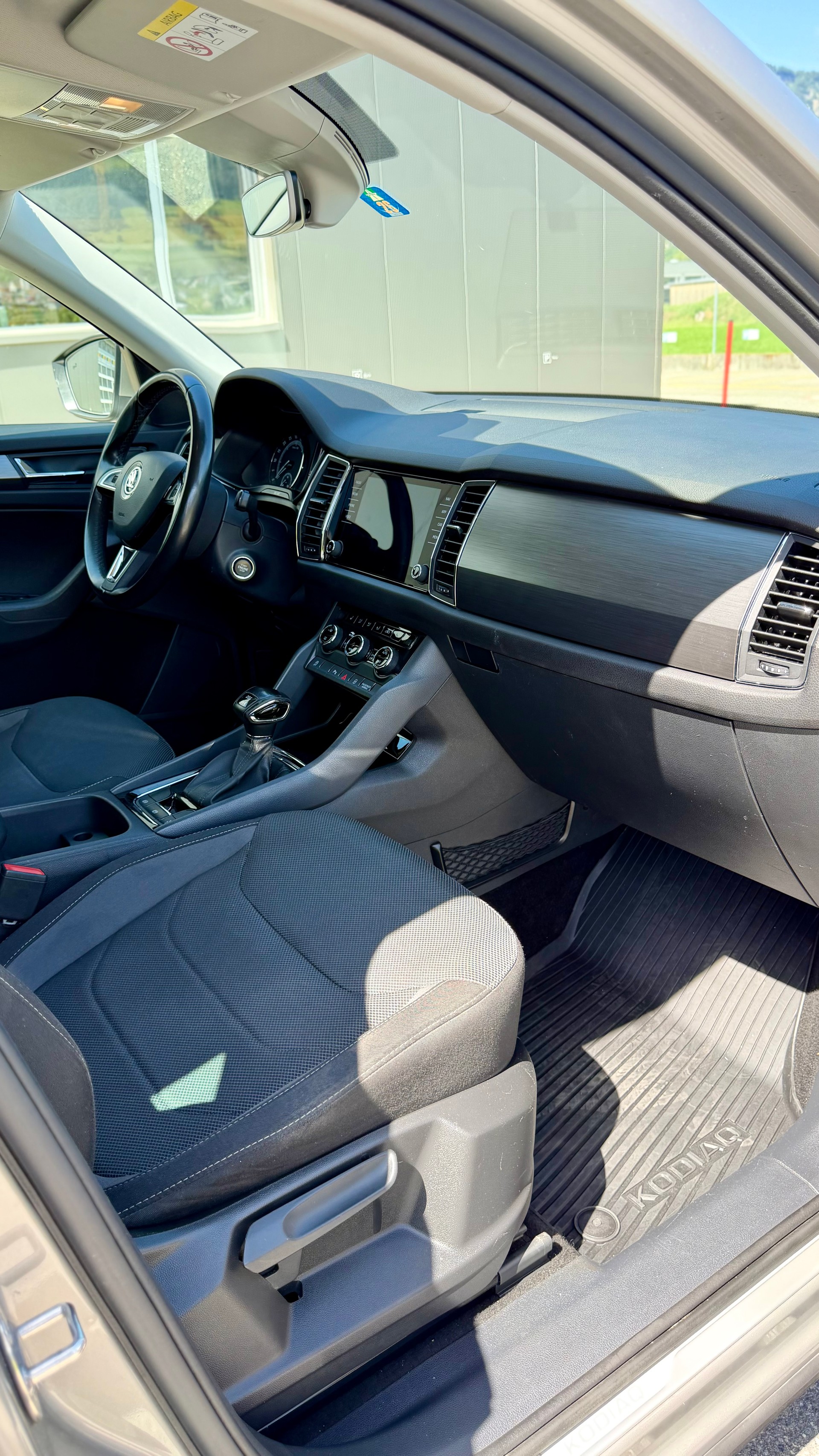 SKODA Kodiaq 2.0 TDI CR Ambition 4x4 DSG-image-13