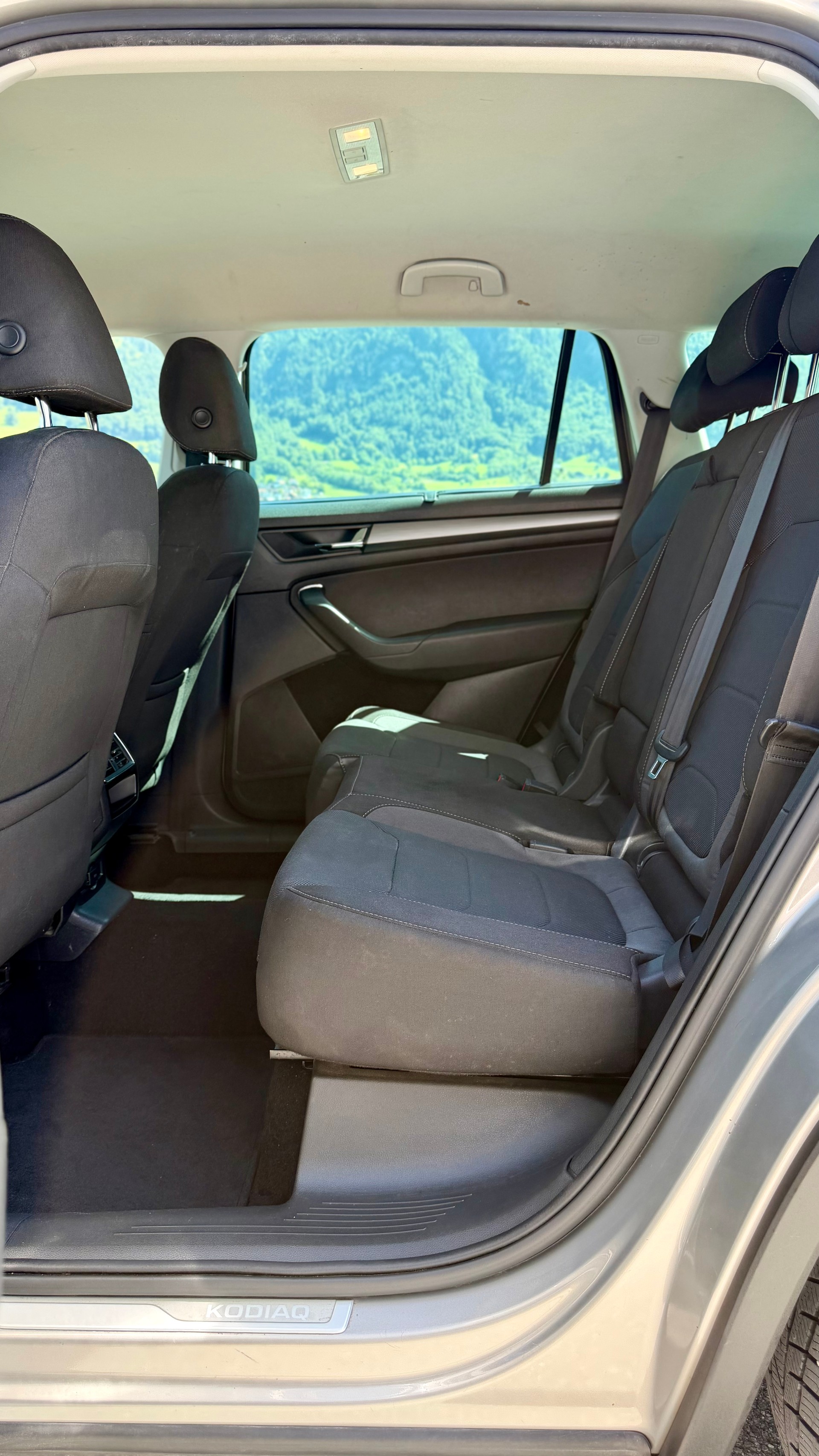 SKODA Kodiaq 2.0 TDI CR Ambition 4x4 DSG-image-12