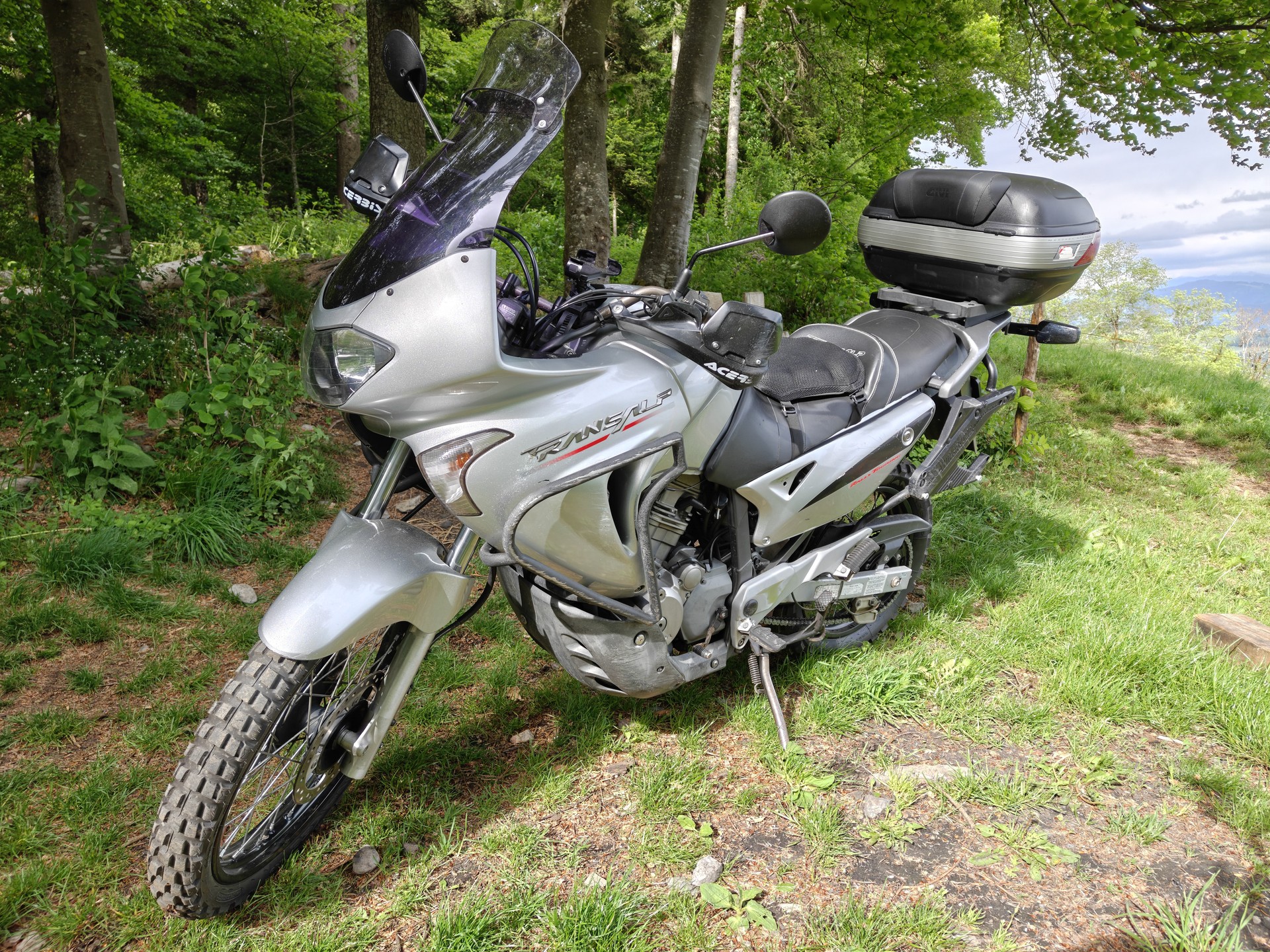 HONDA XL 650 V Transalp-image-3