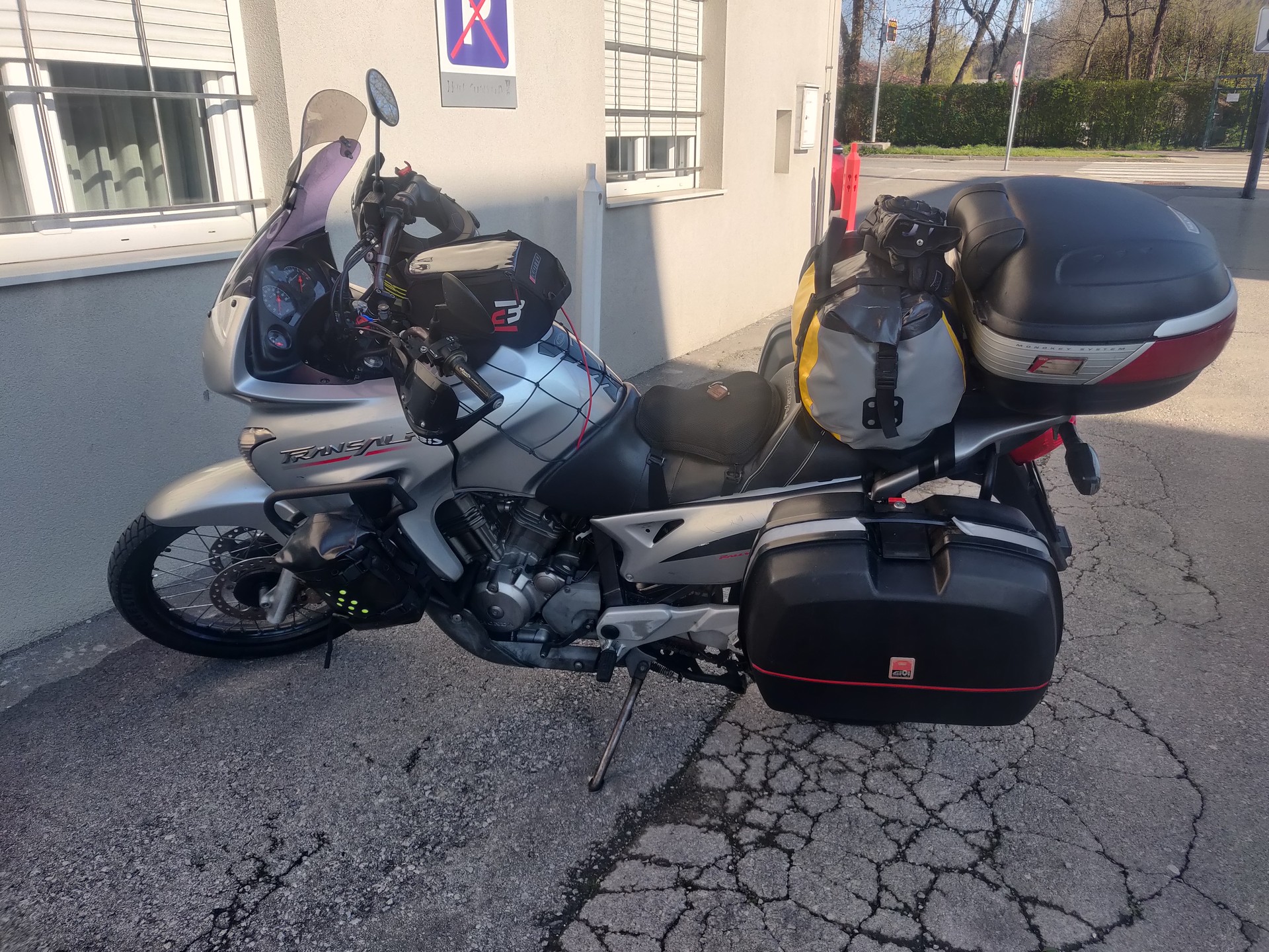 HONDA XL 650 V Transalp-image-13