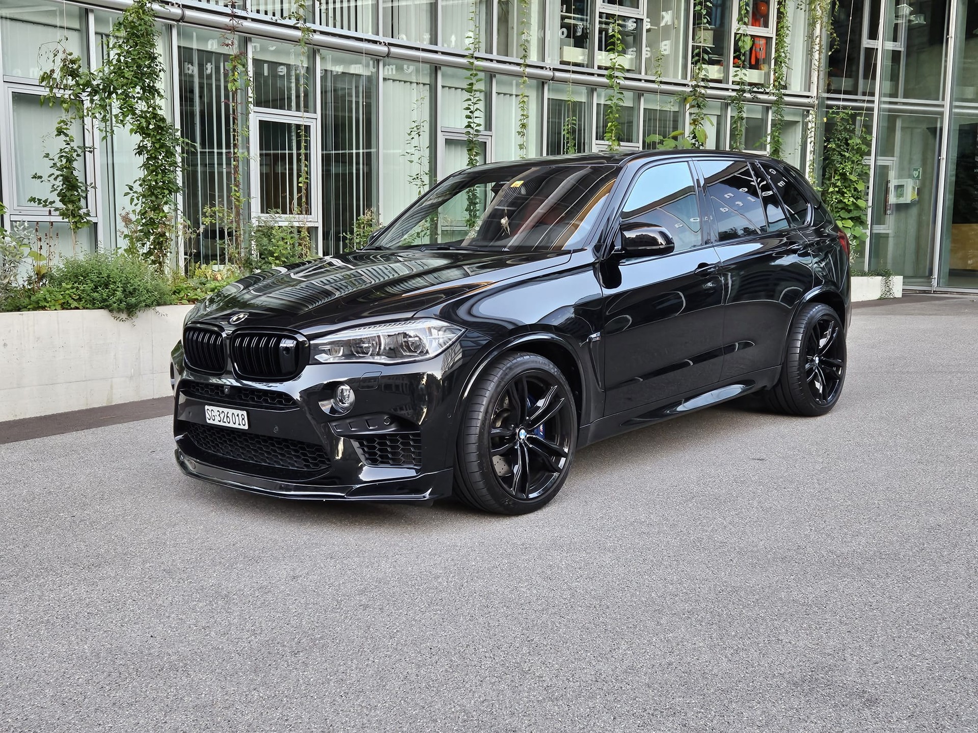 BMW X5M Edition Black Fire Steptronic-image-1