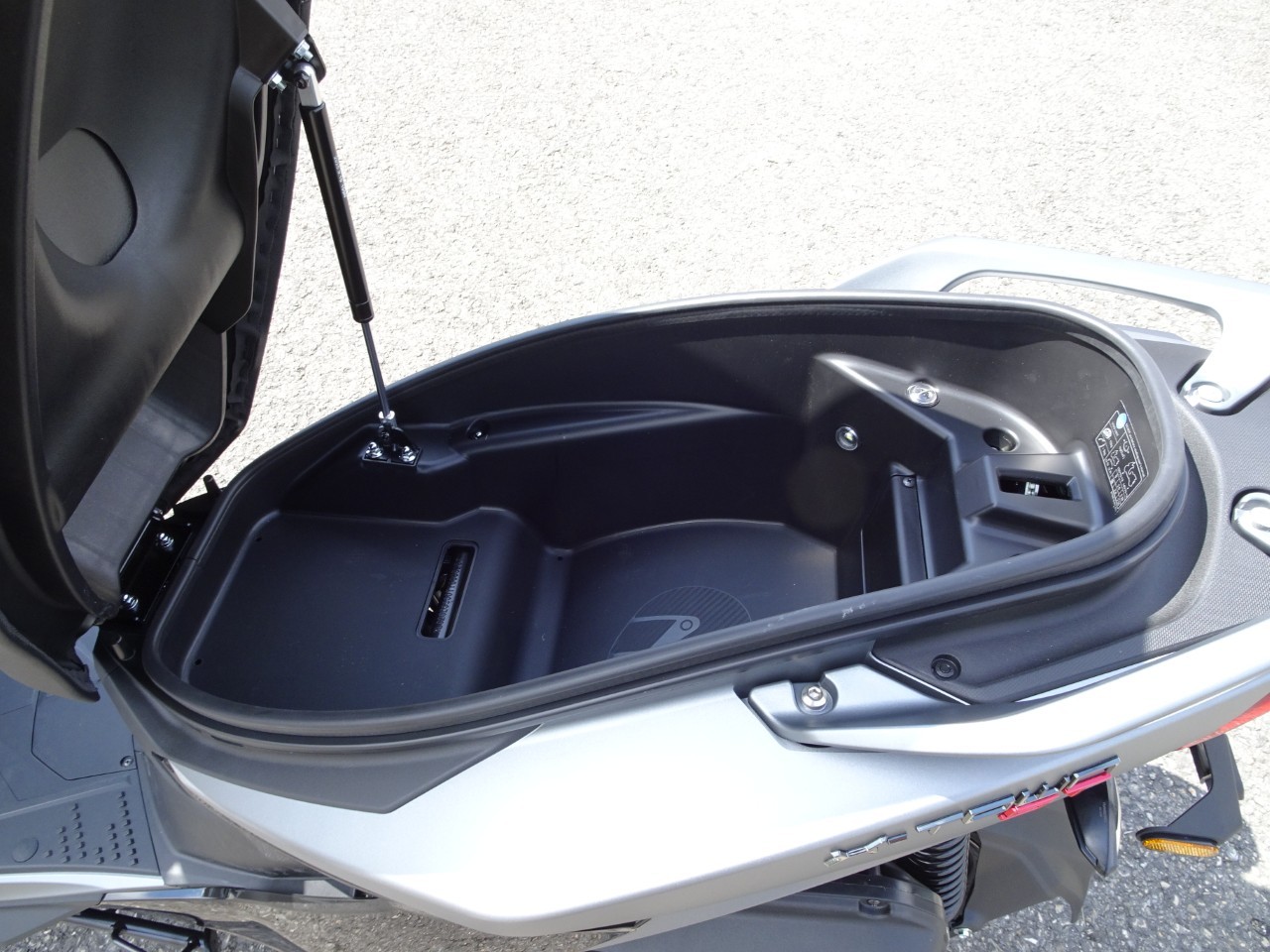 KYMCO X-Town ST 250-image-5