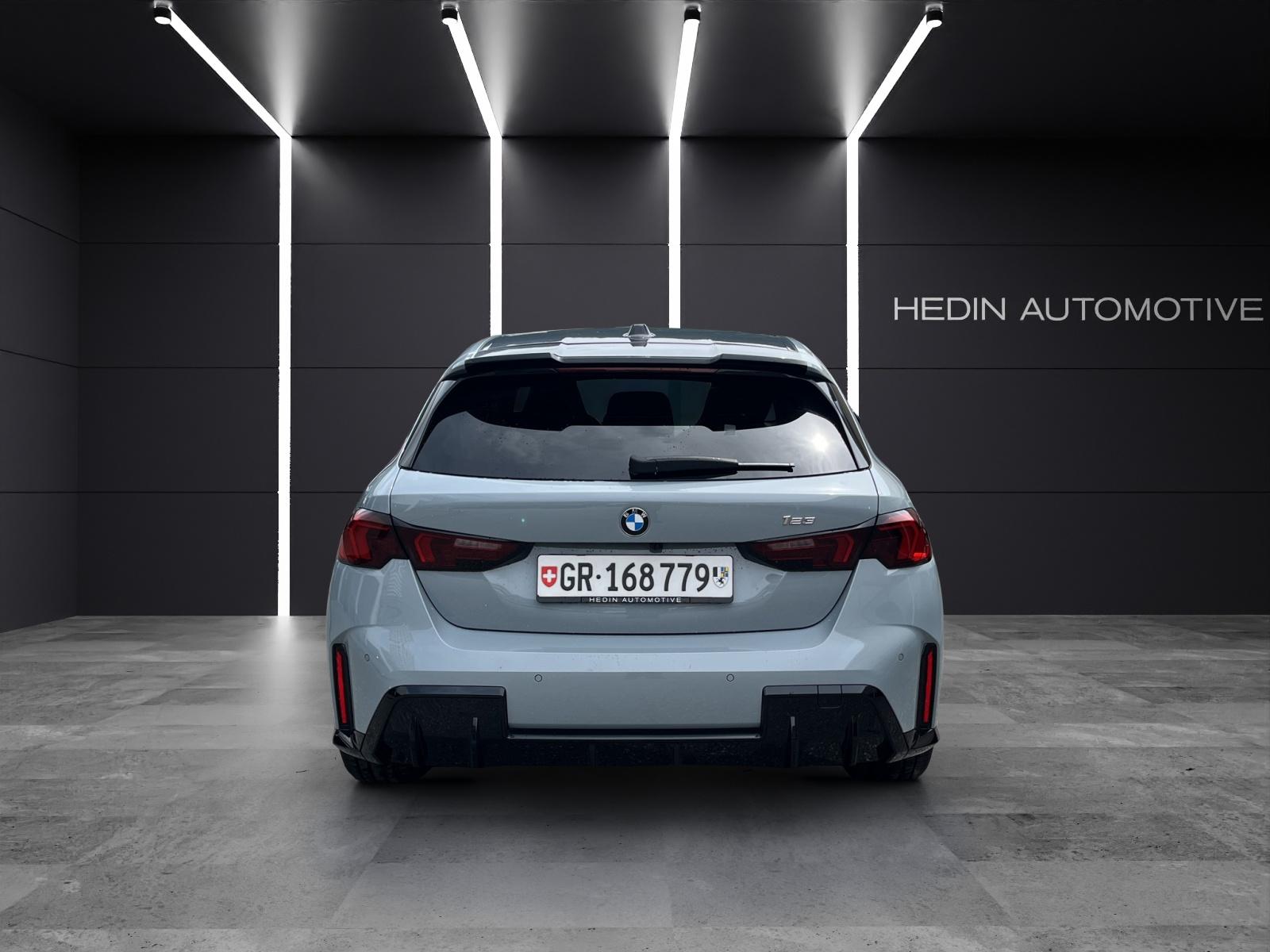 BMW 123 xDrive-showroom-element-3