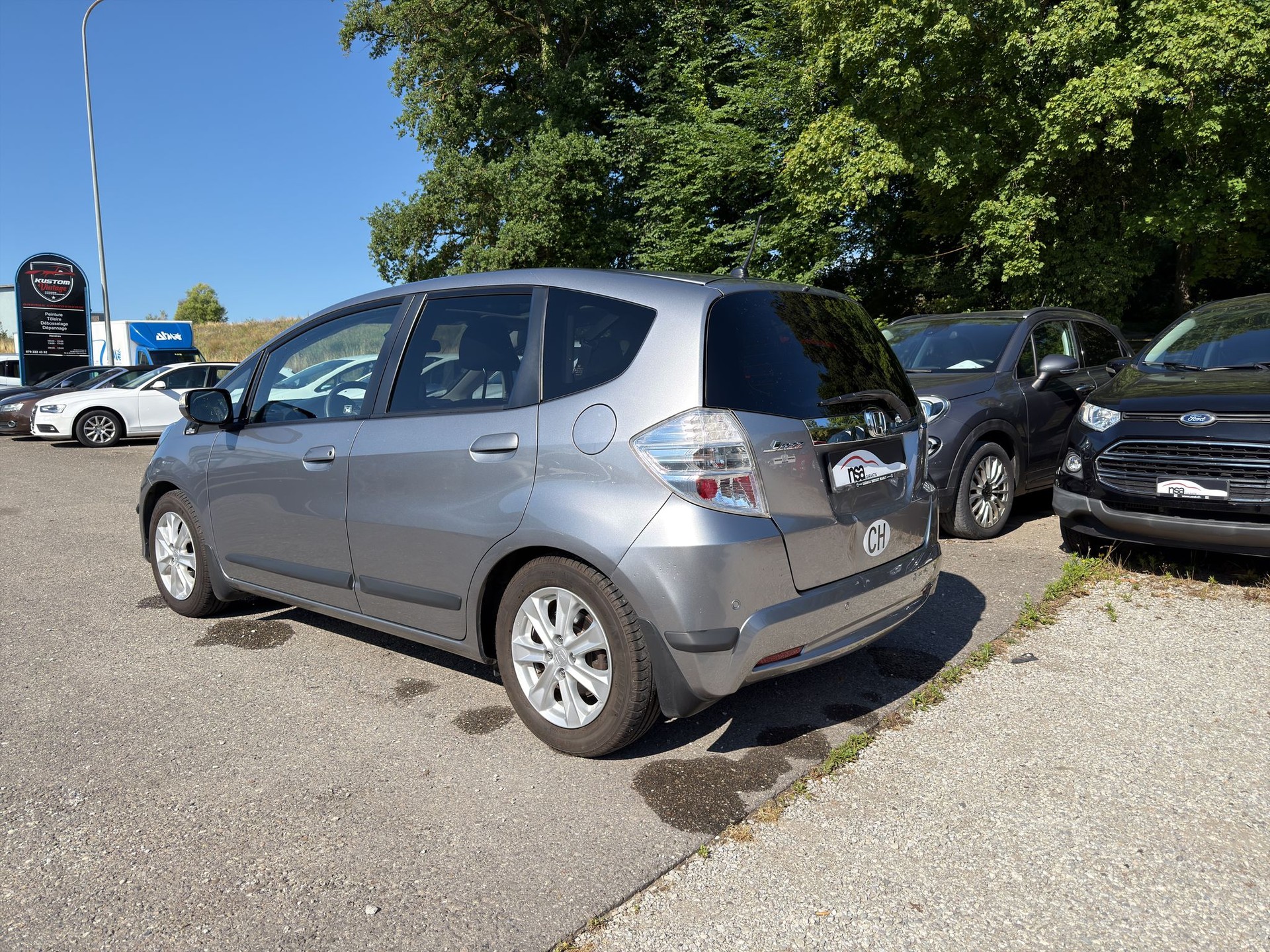 HONDA Jazz 1.3i Hybrid Elegance CVT-image-1