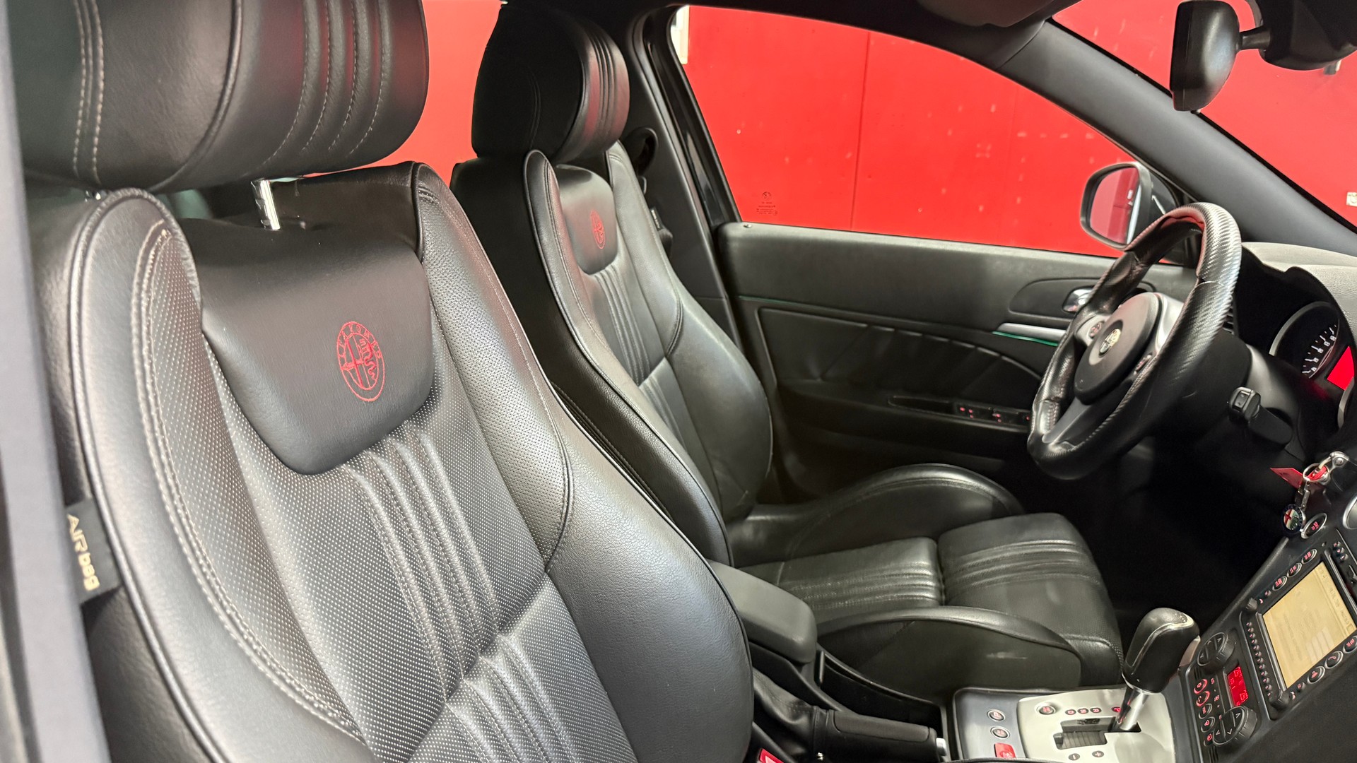ALFA ROMEO 159 Sportwagon 2.4 JTD Distinctive Q-Tronic-image-13