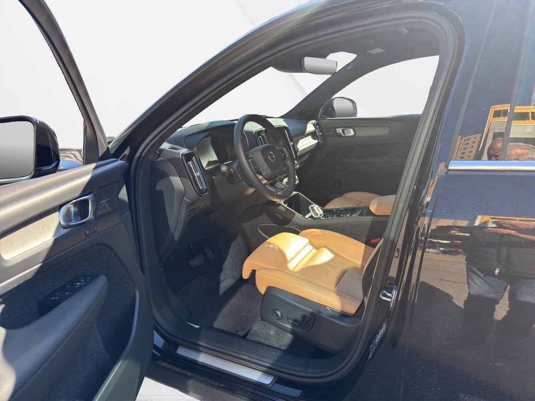 VOLVO XC40 T5 TwE Inscription DCT-image-8