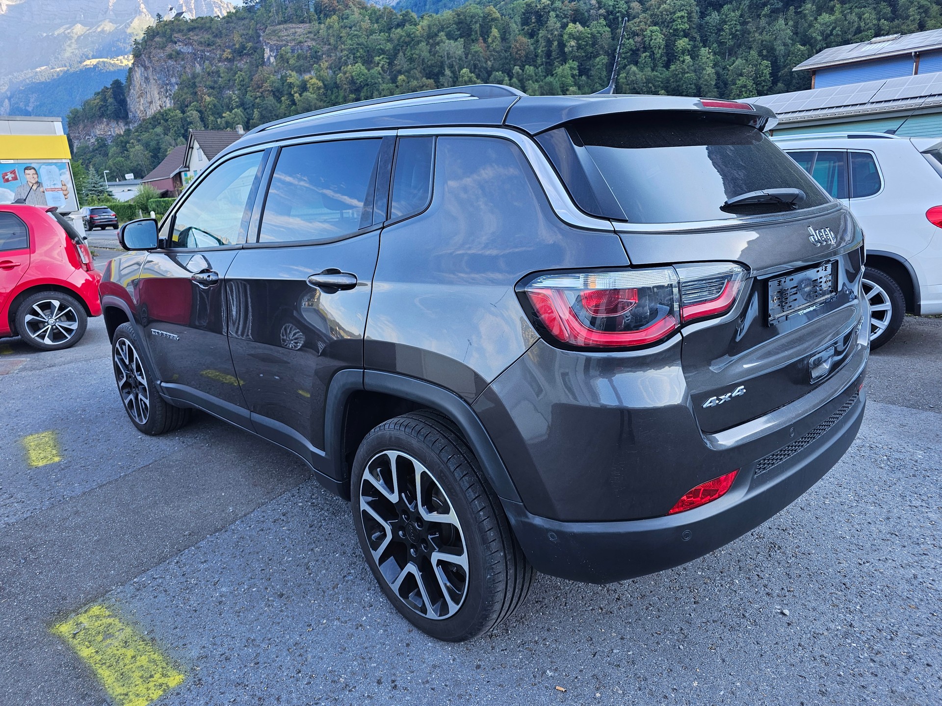 JEEP Compass 2.0CRD Limited AWD 9ATX-image-3
