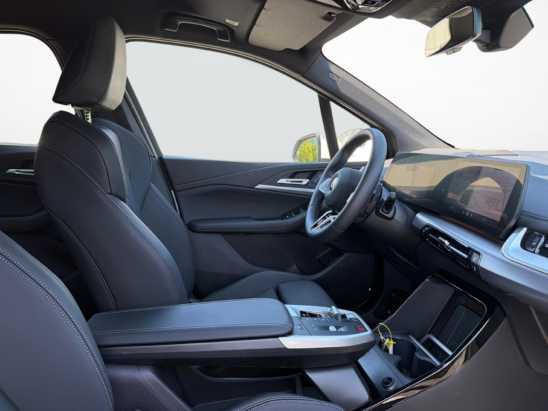 BMW 218d SDKG Active Tourer-image-16