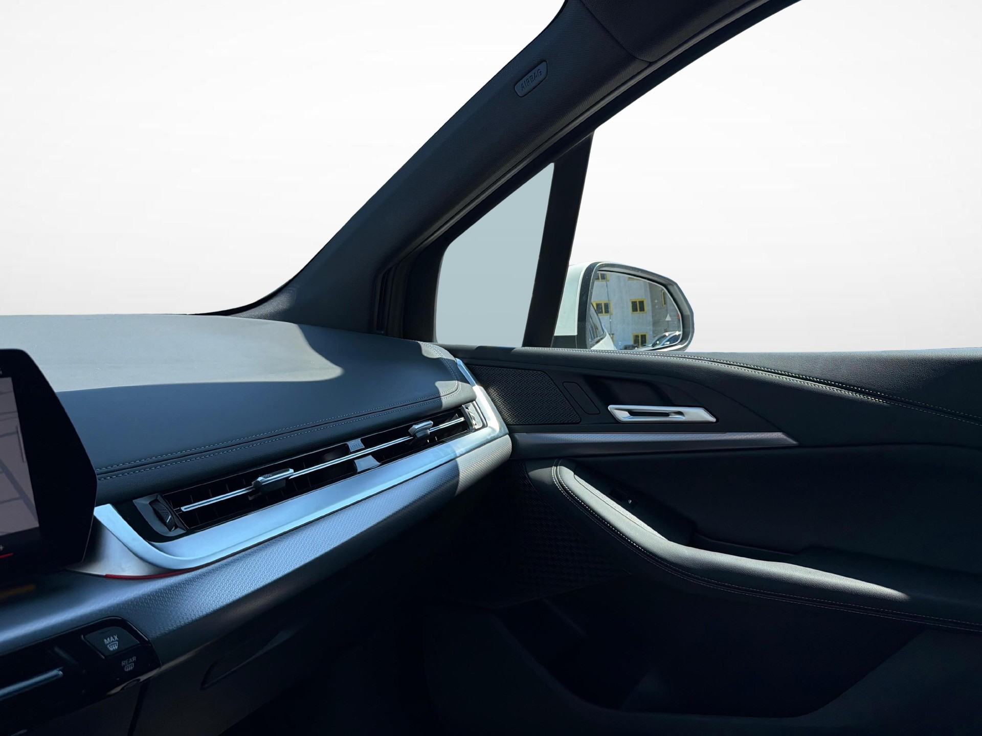 BMW 218d SDKG Active Tourer-image-17