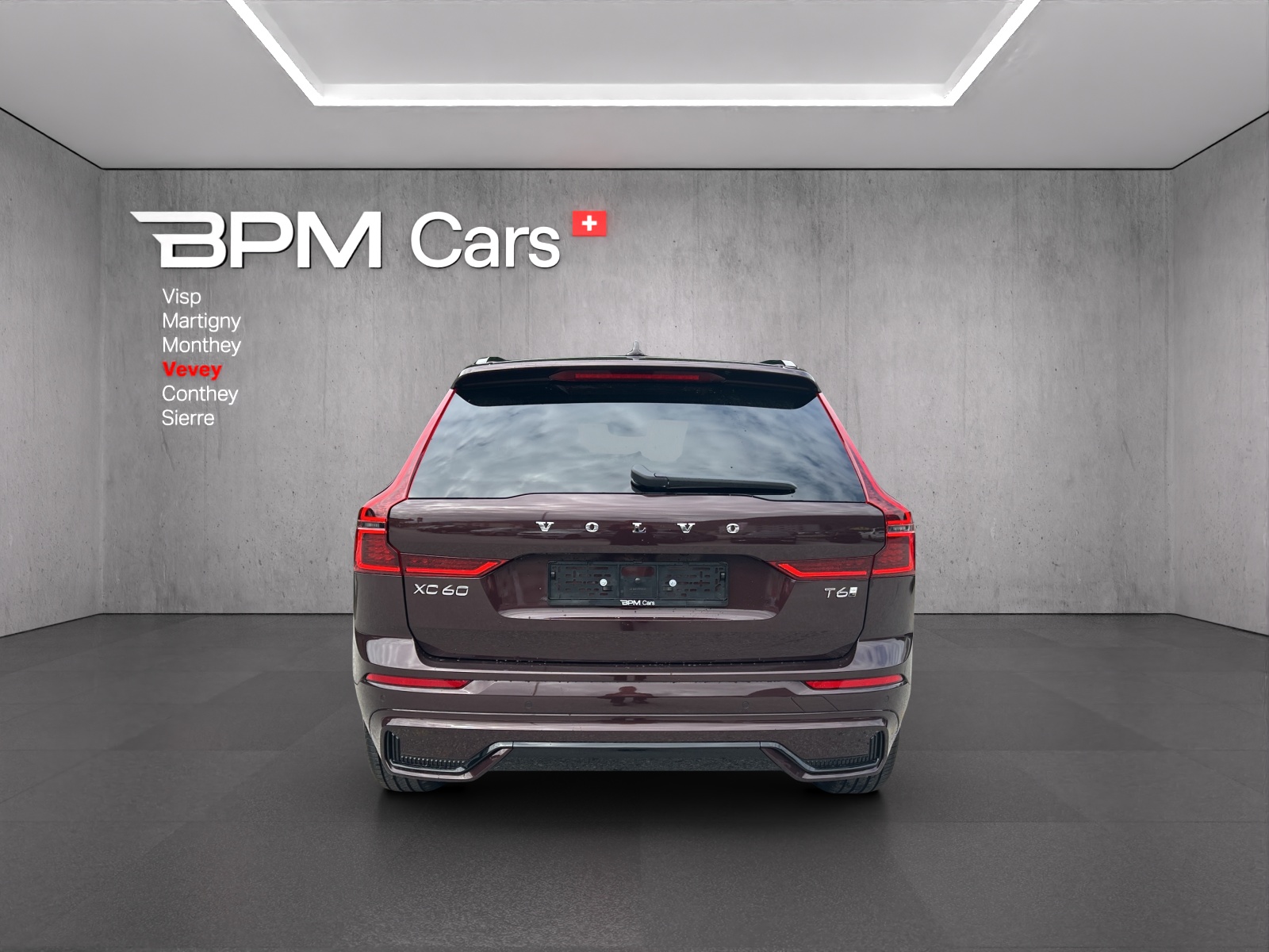 VOLVO XC60 T6 eAWD PluginHybrid Ultra Dark Geartronic-showroom-element-2