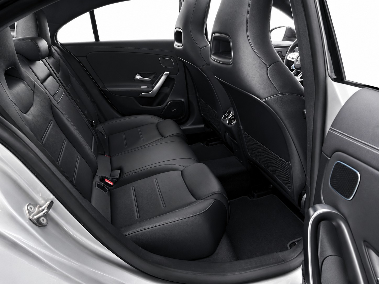 MERCEDES-BENZ CLA 45 S AMG 4matic+ CH FAHRZEUG-image-14