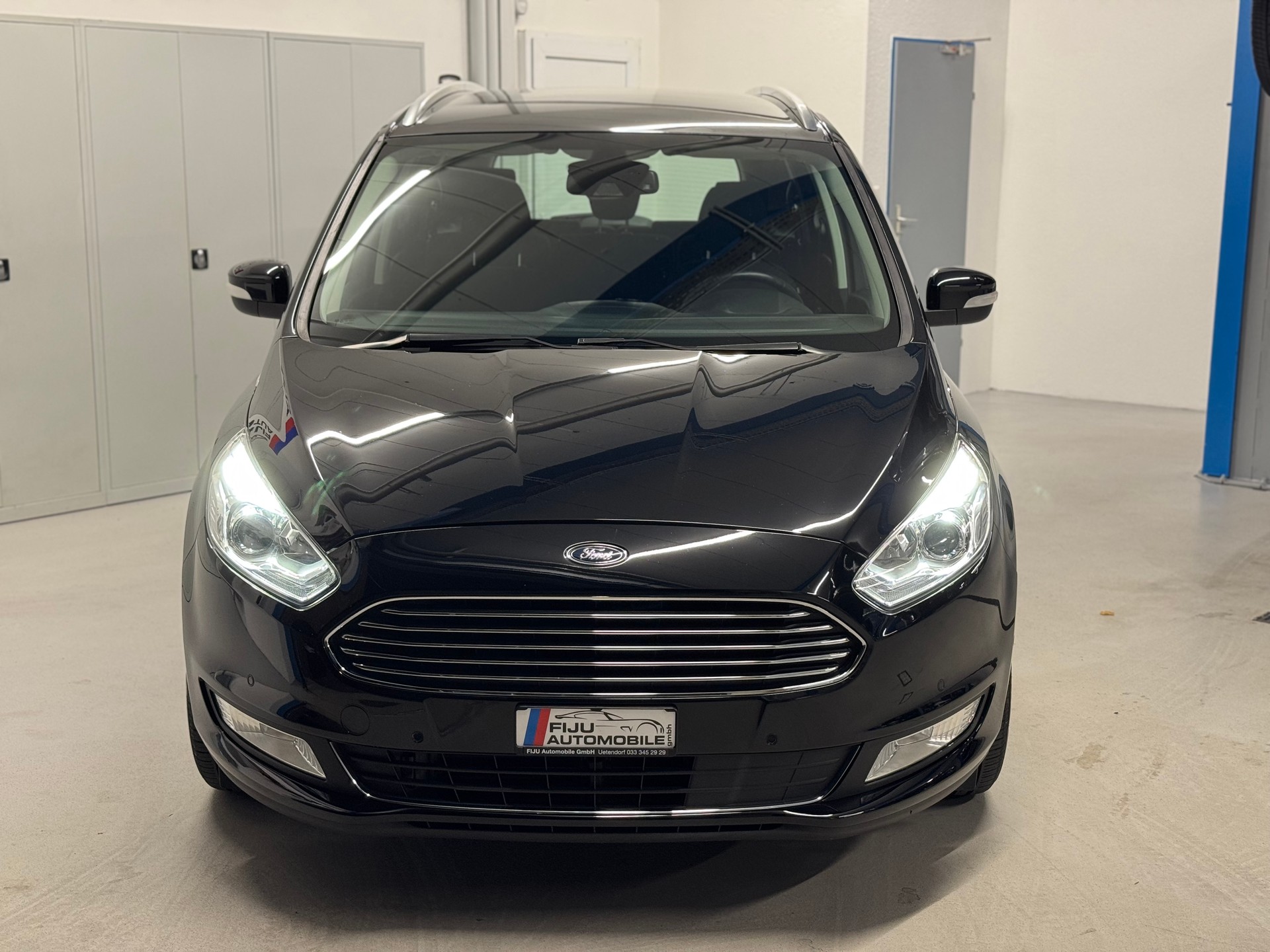 FORD Galaxy 2.0 TDCi Trend AWD PowerShift-image-1