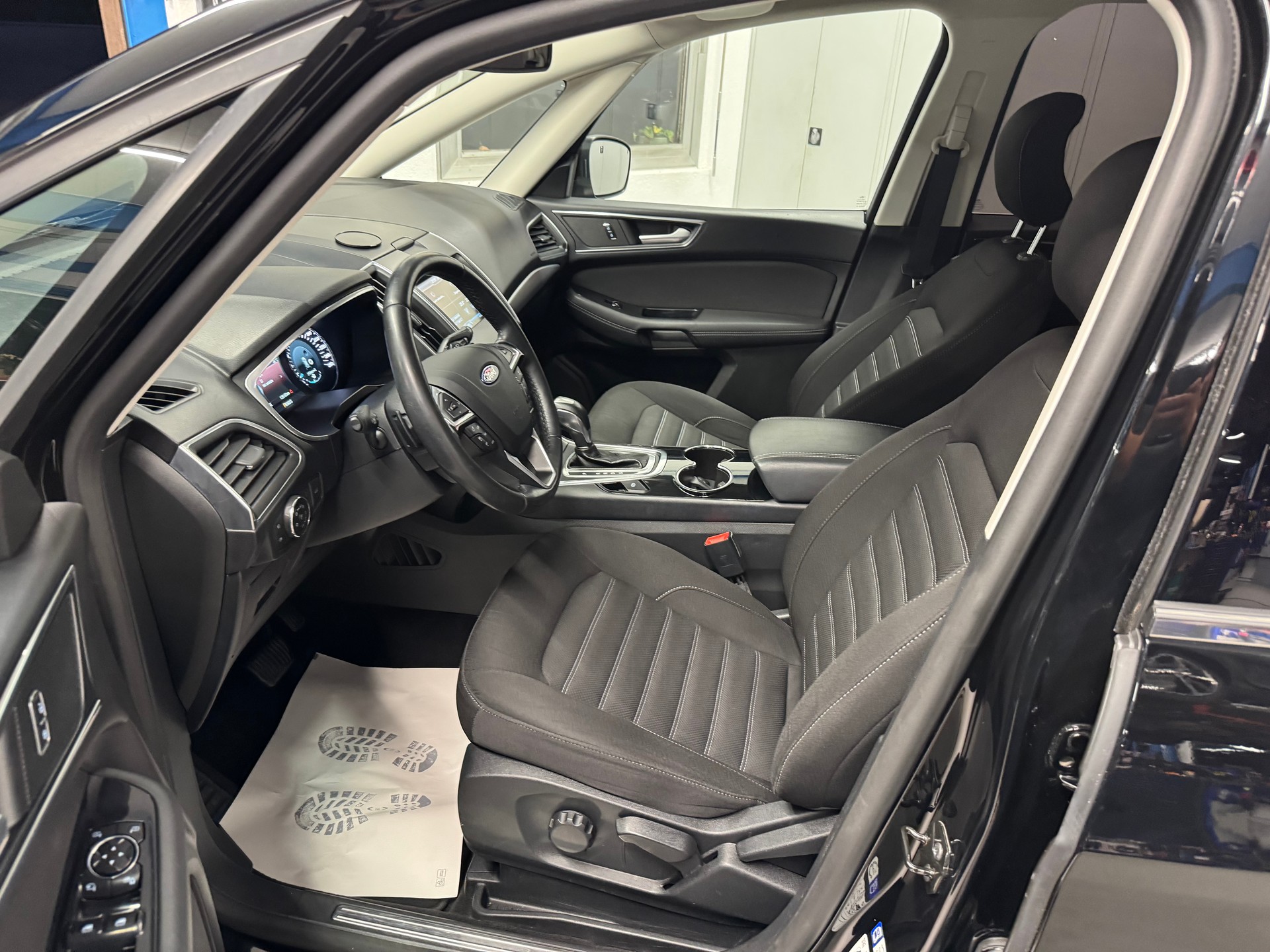FORD Galaxy 2.0 TDCi Trend AWD PowerShift-image-5