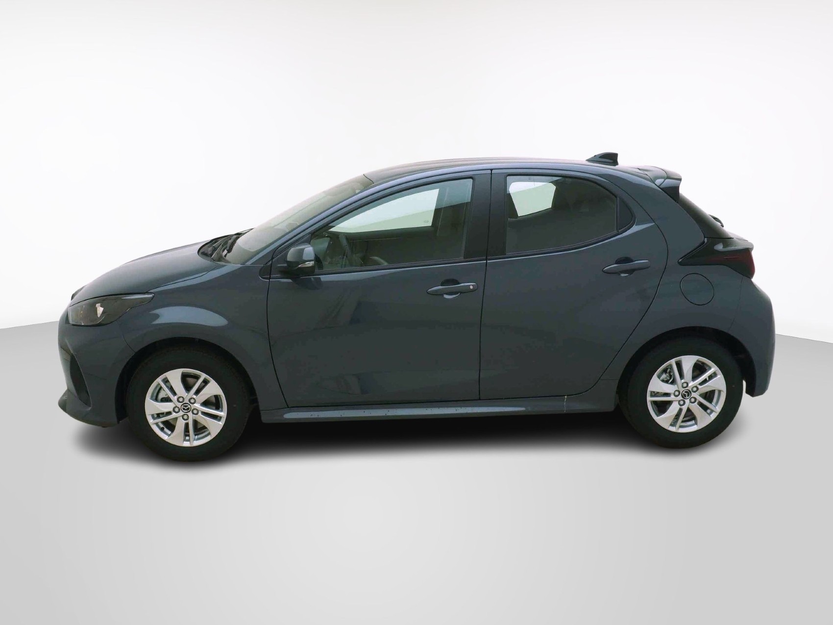 MAZDA 2 1.5 Hybrid Centre-Line-showroom-element-1