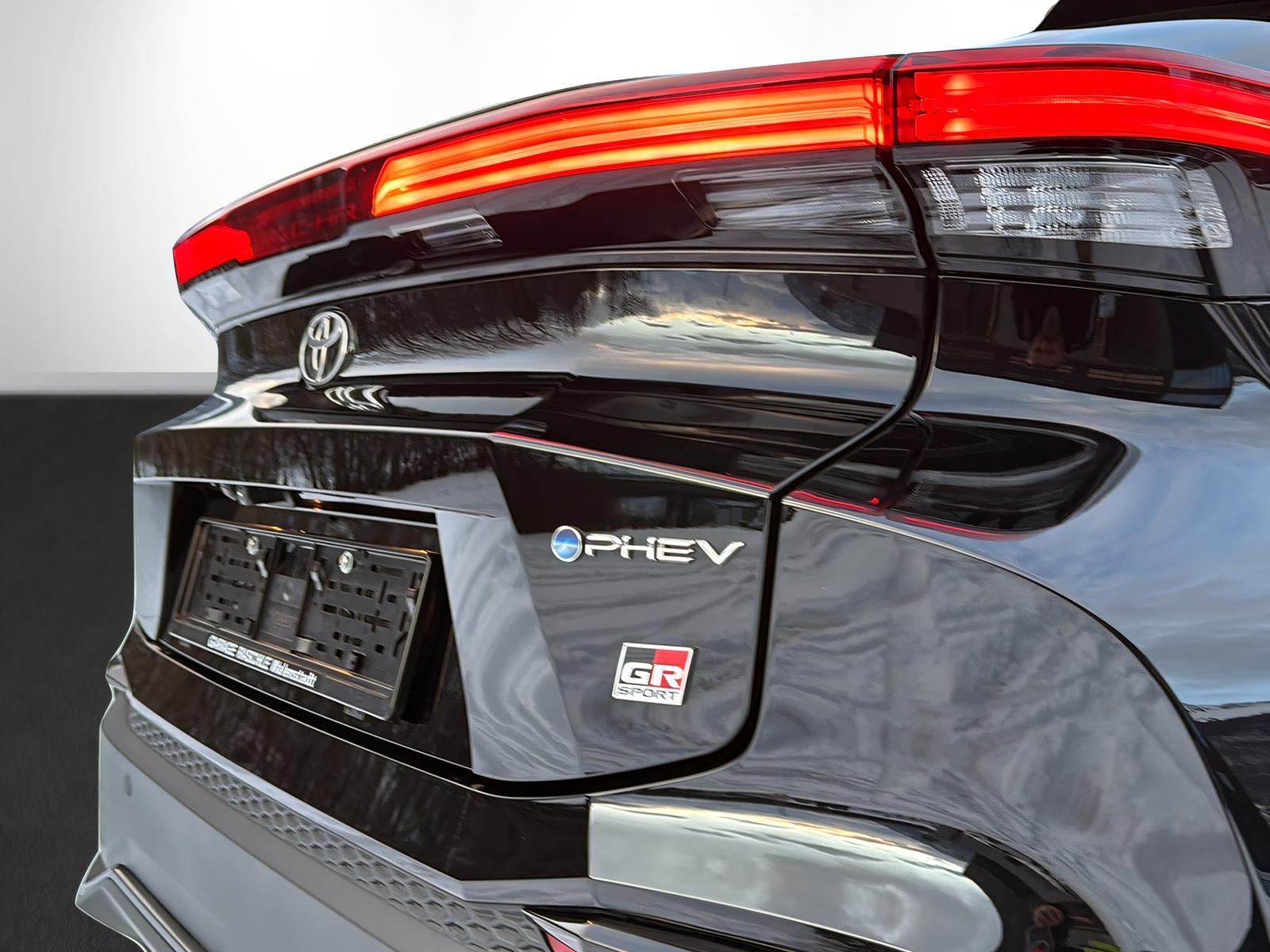 TOYOTA C-HR 2.0 PHEV GR Sport Premiere // DEMOFAHRZEUG-showroom-element-3