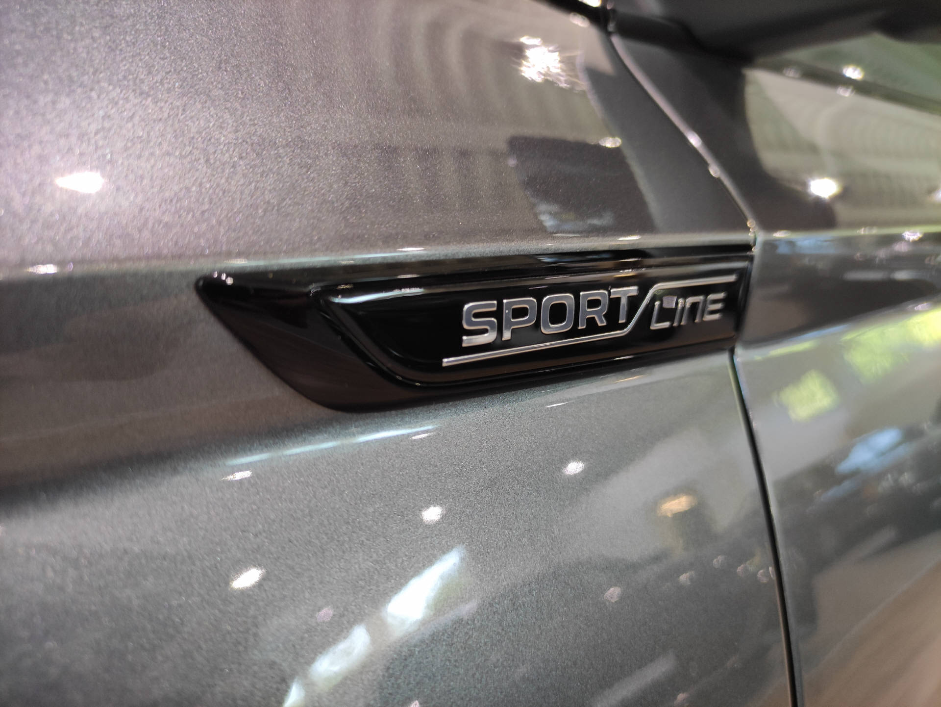 SKODA Karoq 2.0 TSI SportLine 4x4 DSG-showroom-element-2