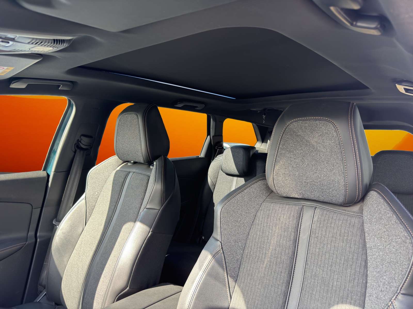 PEUGEOT 5008 1.6 Pure Tech GT LineEAT8-image-13