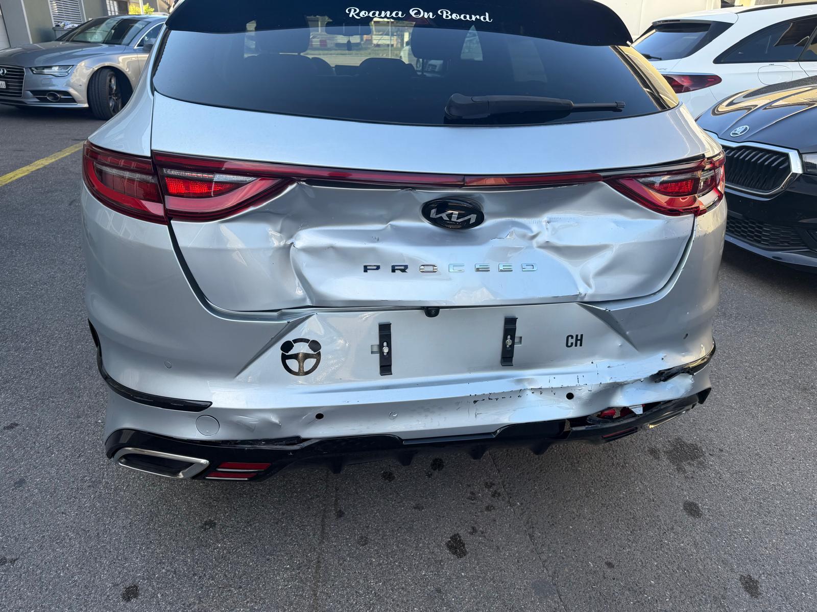 KIA ProCeed 1.6 T-GDi GT DCT-image-6