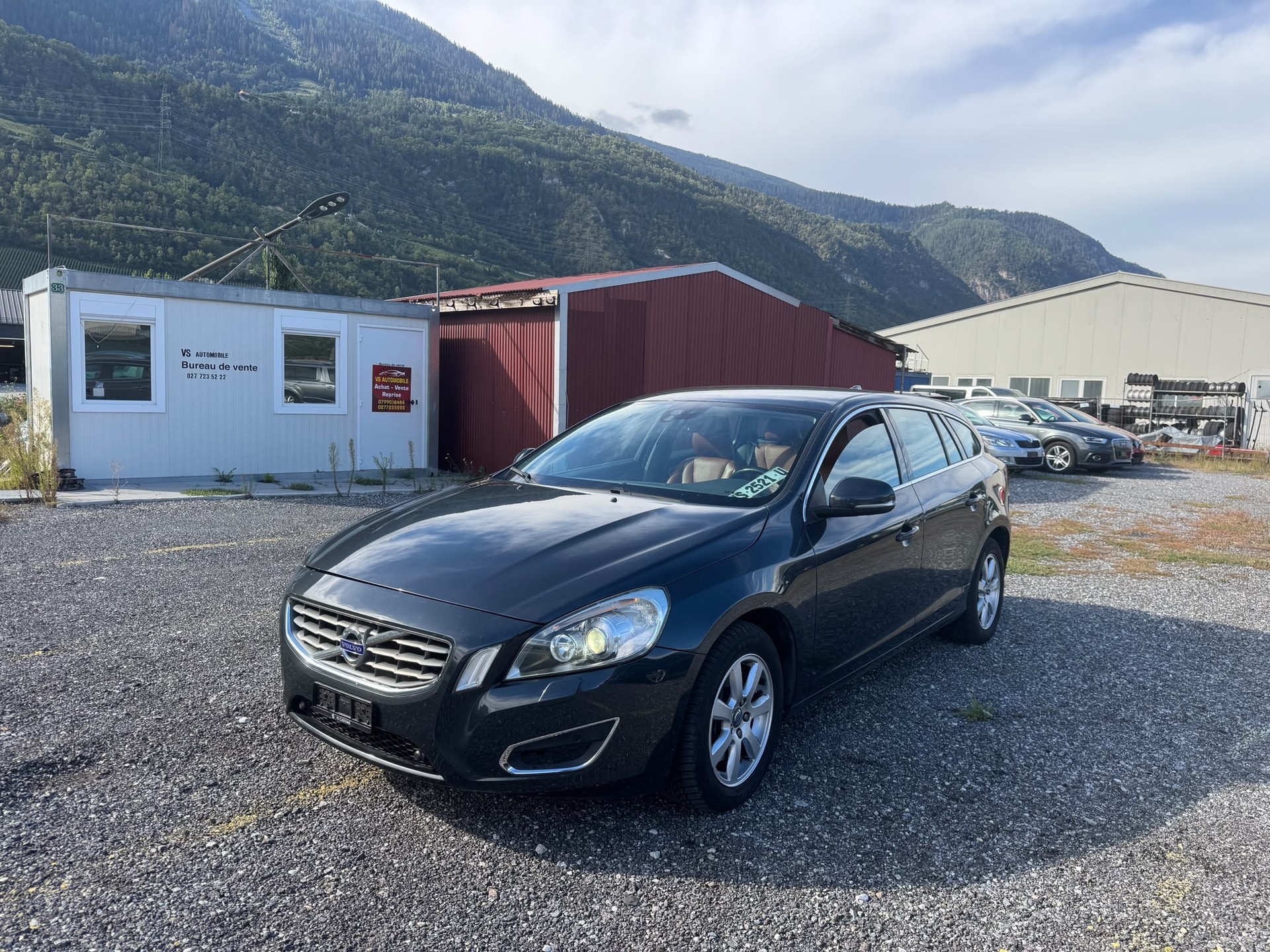 VOLVO V60 D5 AWD R-Design Geartronic