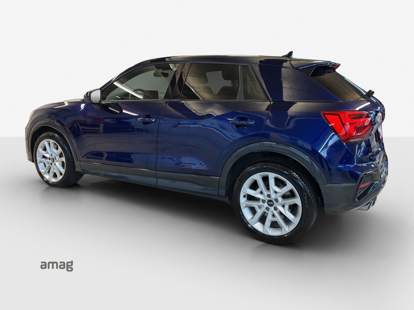 AUDI SQ2 TFSI quattro S-tronic-showroom-element-2