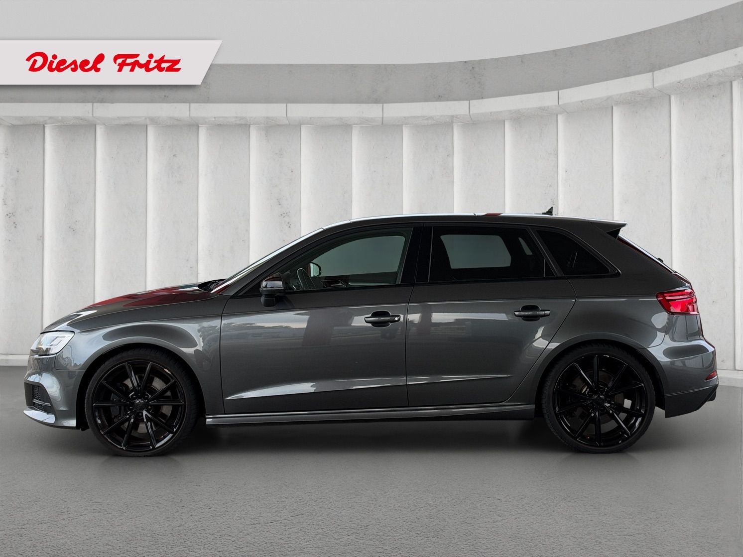 AUDI S3 Sportback 2.0 TFSI quattro S-tronic-showroom-element-1