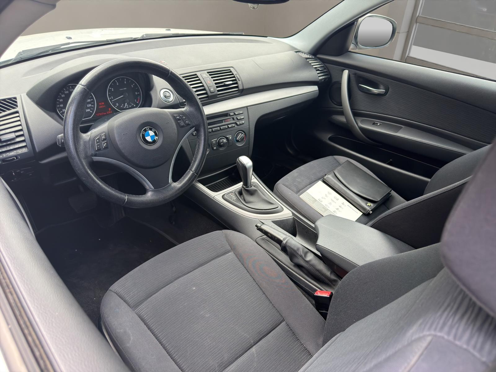BMW 116i Steptronic-image-10