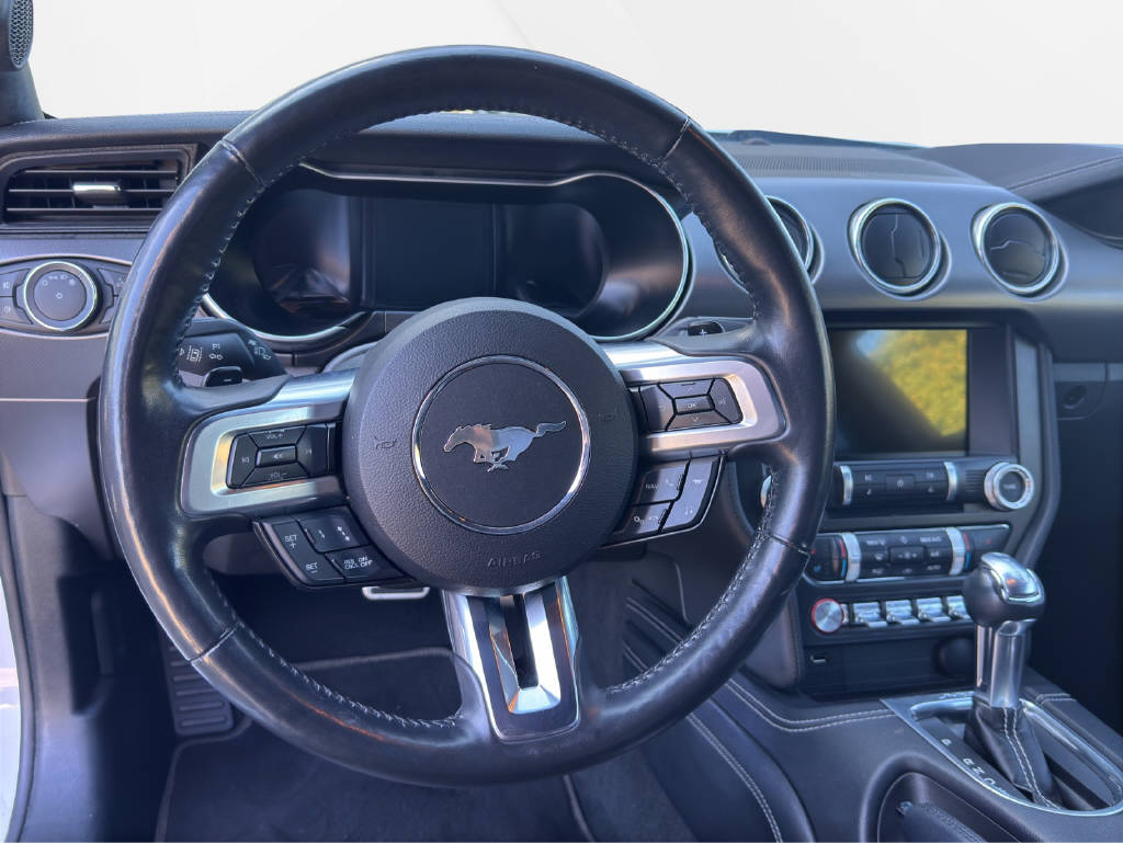 FORD Mustang Coupé 5.0 V8 GT-image-5