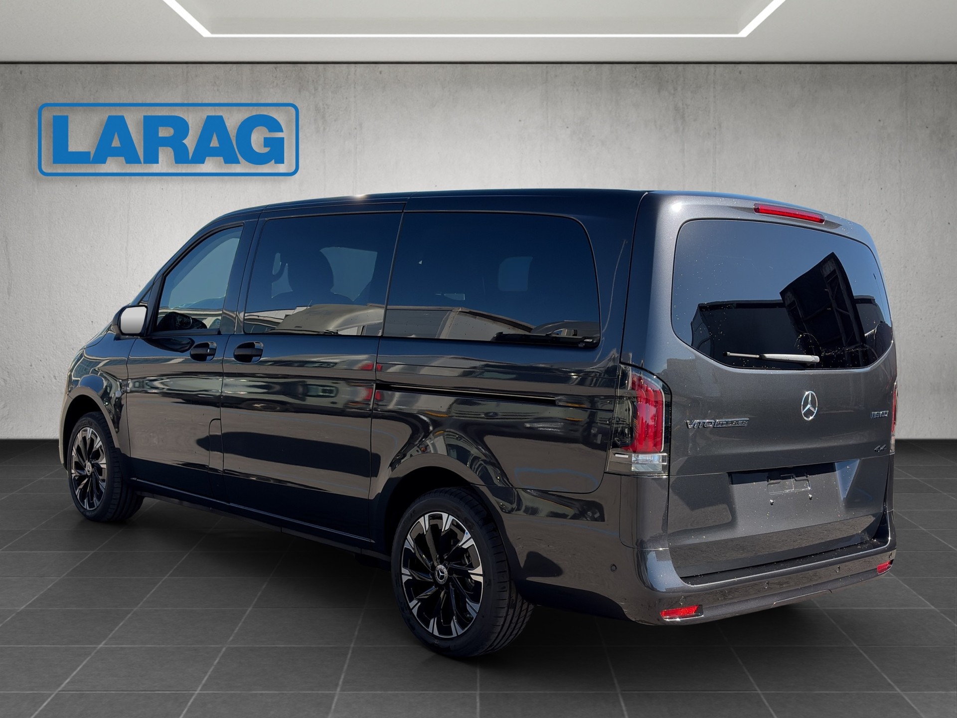 MERCEDES-BENZ Vito 116 CDI Lang Tourer 9G-Tronic 4M Select-image-2