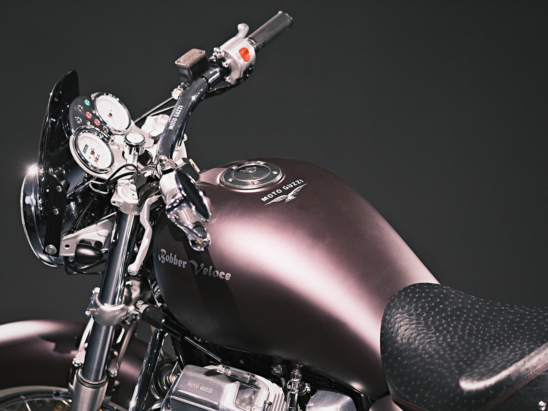 MOTO GUZZI California 1100 EV Bobber Veloce-image-6