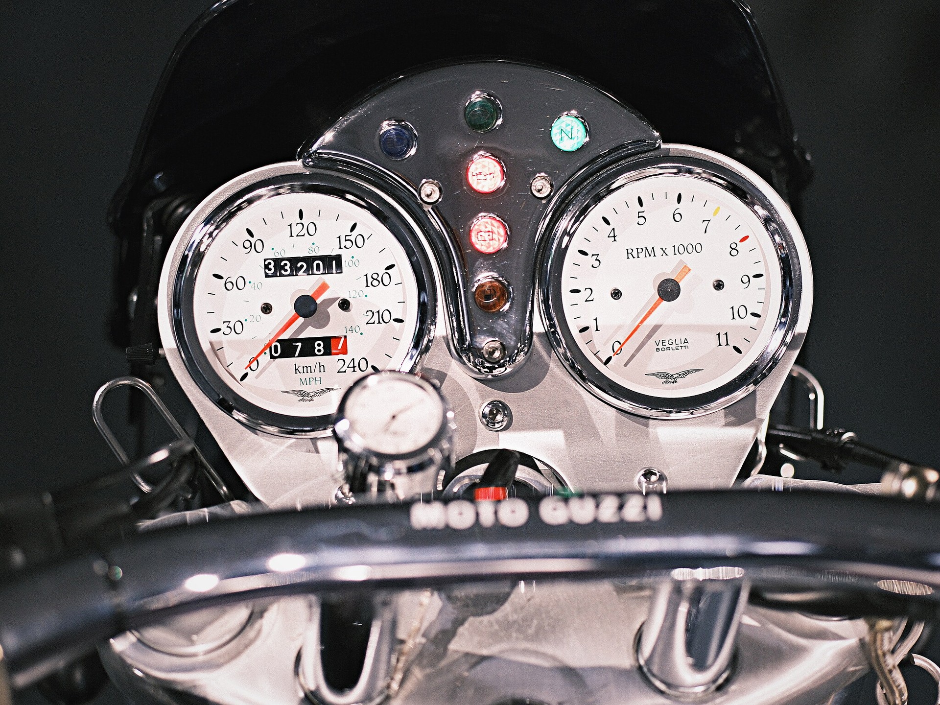 MOTO GUZZI California 1100 EV Bobber Veloce-image-15