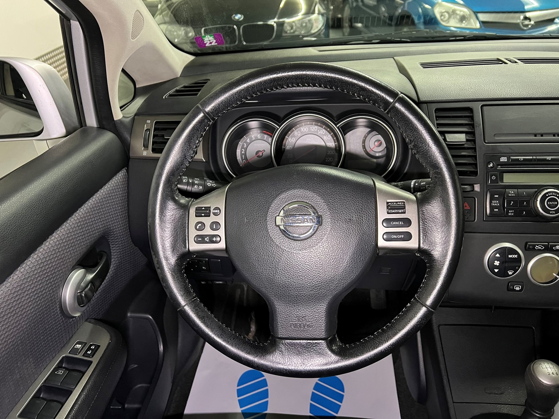 NISSAN Tiida 1.8 acenta-image-14