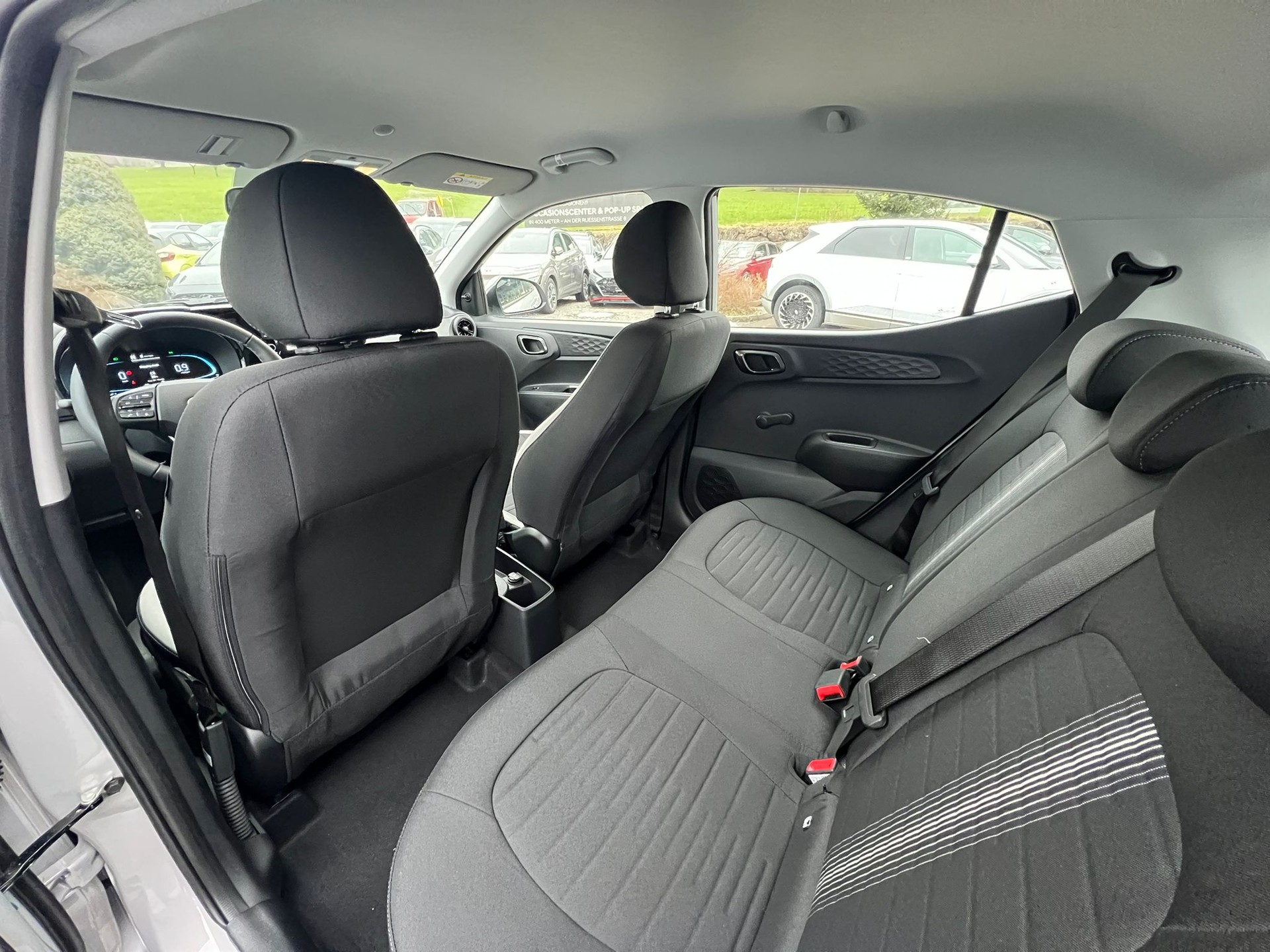 HYUNDAI i10 1.0 Origo Aut.-image-9