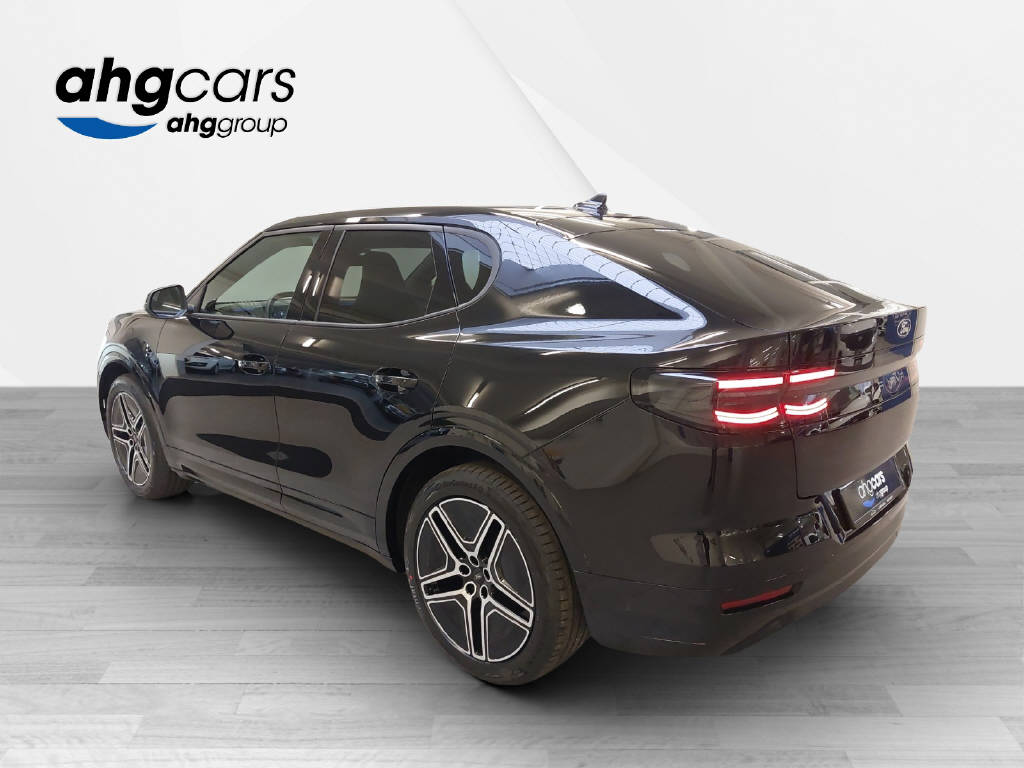 FORD Capri Extended Range Premium-showroom-element-2
