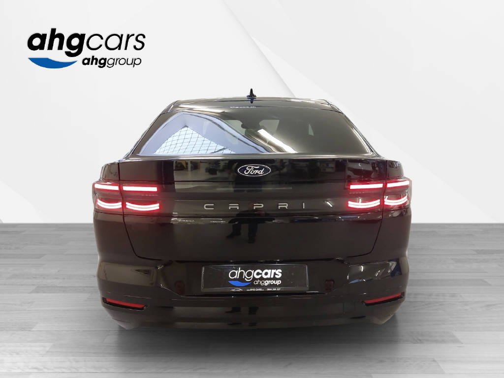 FORD Capri Extended Range Premium-showroom-element-3
