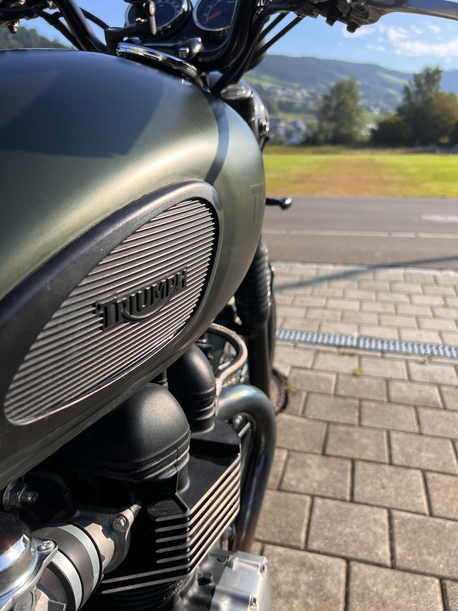 TRIUMPH Bonneville T 100 Steve McQueen Limited Edition-image-5