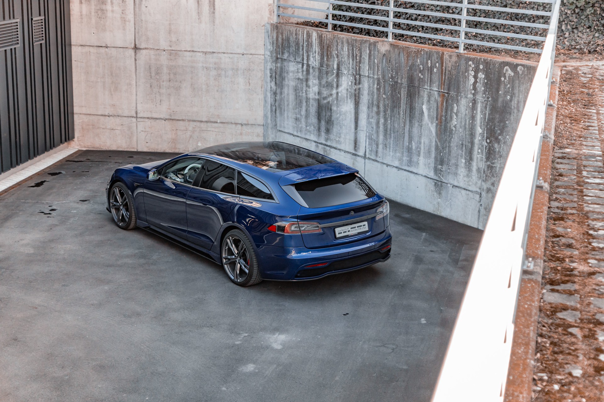 TESLA Model S 100 D Perf. Shootingbrake-image-21