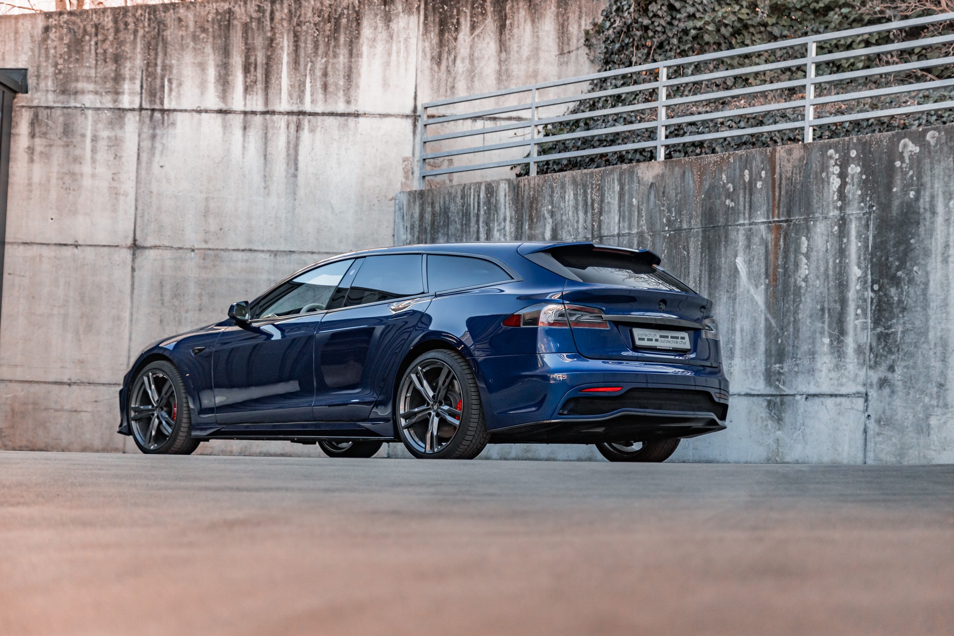 TESLA Model S 100 D Perf. Shootingbrake-image-20