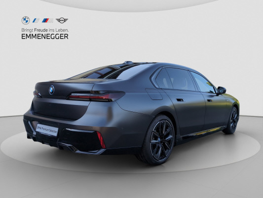BMW i7 xDrive 60 M Sport Pro-image-3