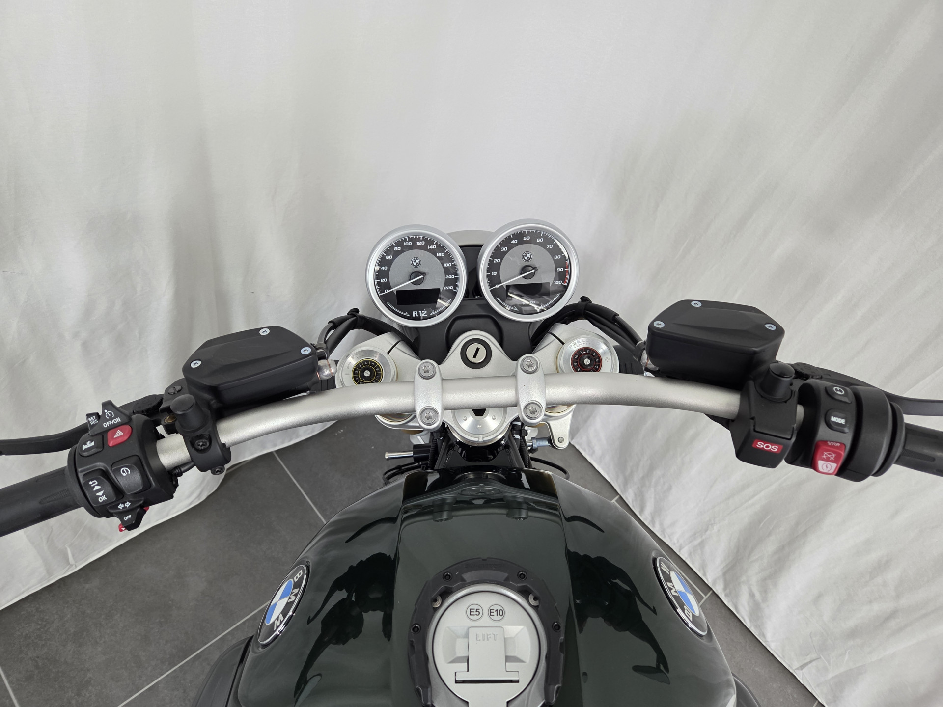 BMW R 12 nineT-image-4