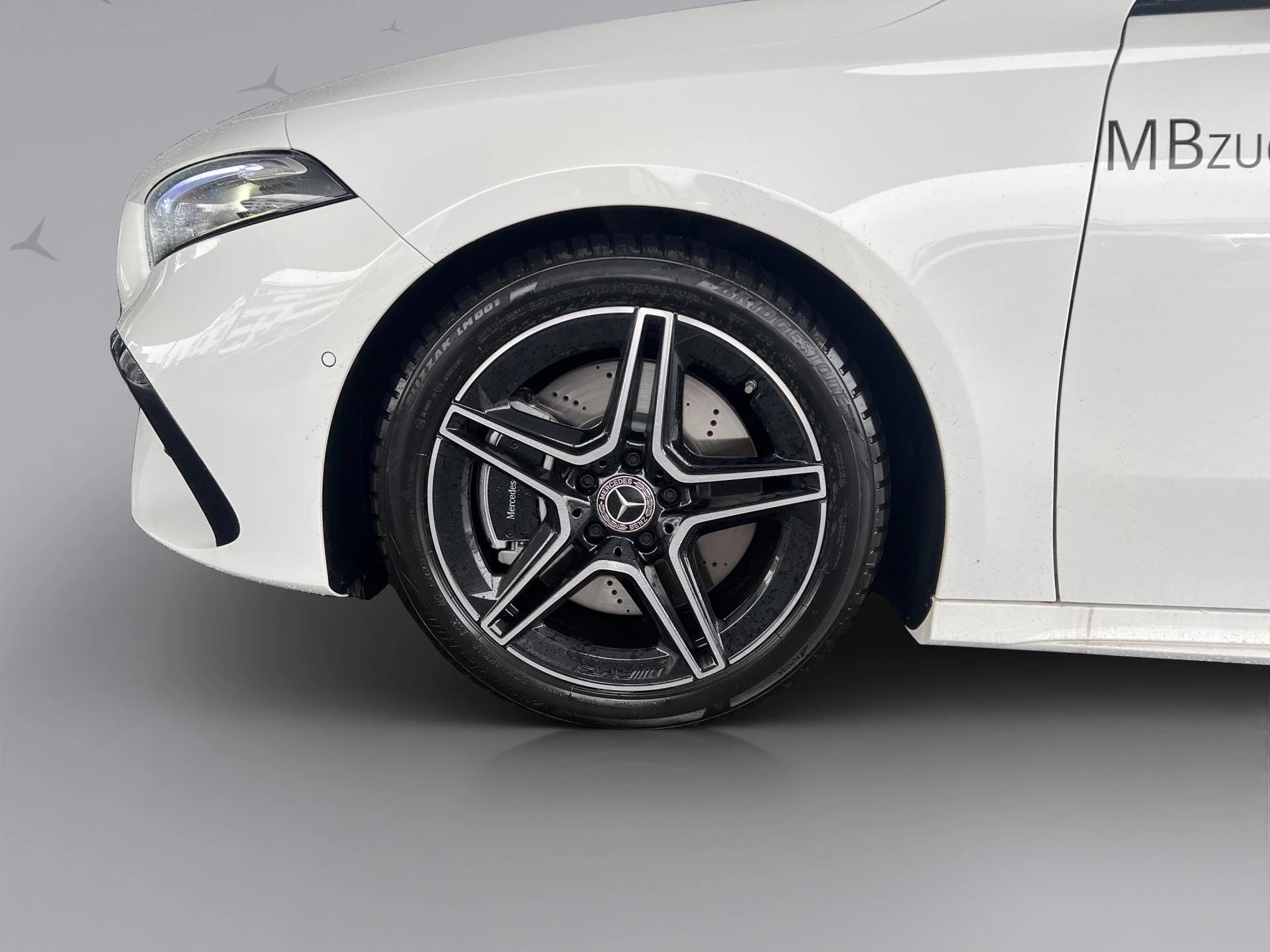MERCEDES-BENZ A 250 AMG Line 4m-image-5