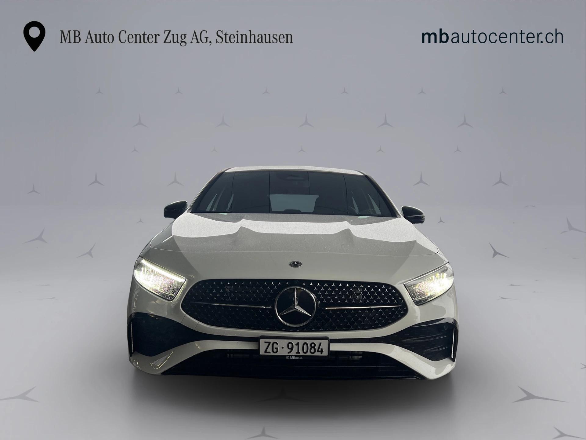 MERCEDES-BENZ A 250 AMG Line 4m-showroom-element-1